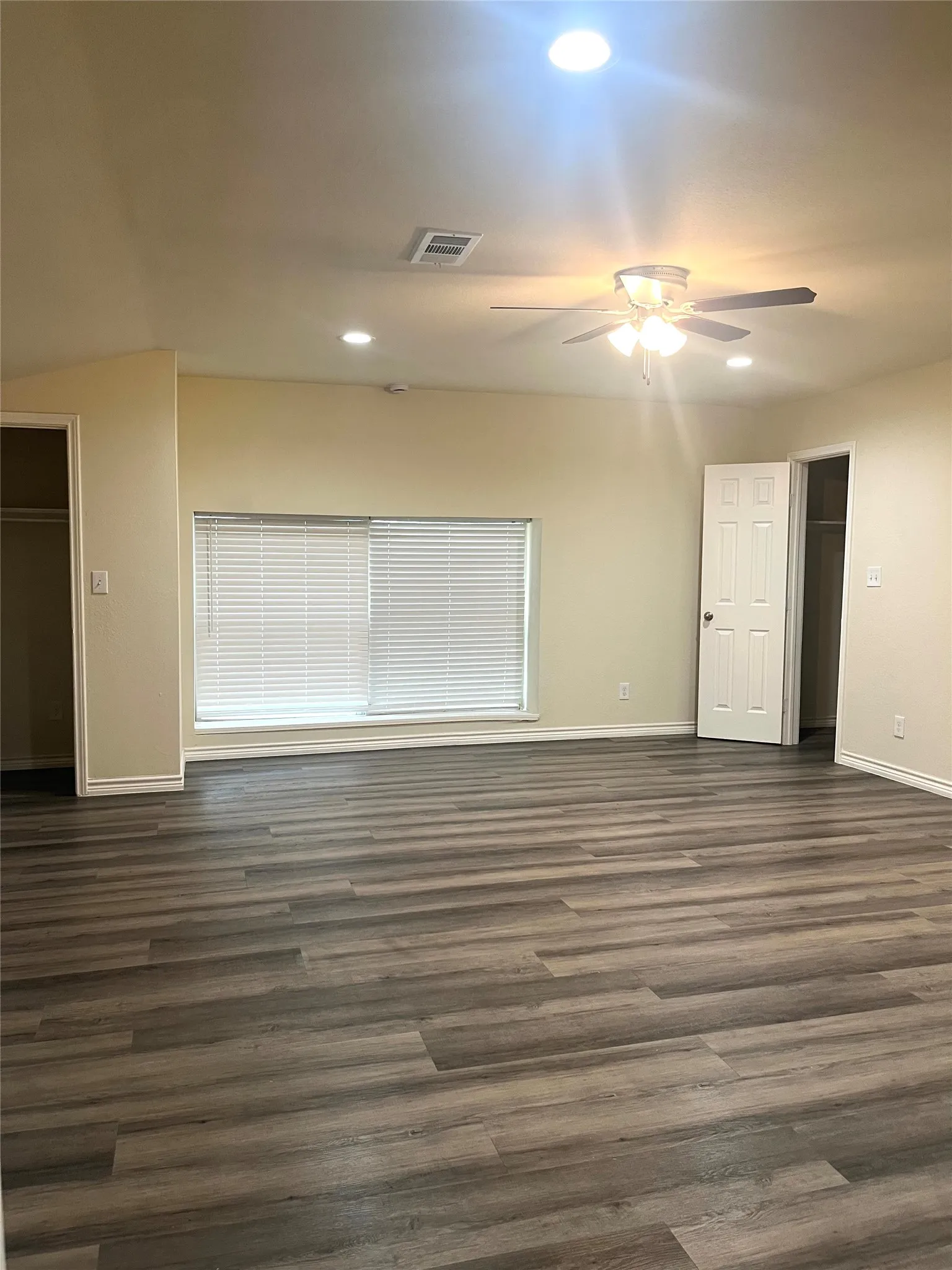 Single Family Residence For Sale in Collin County , 1210 Troy Road, Wylie, Texas 75098, 4 Bedroom, 2 Bathroom, Garage spaces, 1,525 Sqft, built in 1964, mls#21382637, Real Estate Agent in Wylie, Homes For Sale in Collin county, Homes For Sale in Wylie, Realtor in Wylie Texas, Real Estate Brokerage Independent Realty Texas, Luminita Cordes Realtor