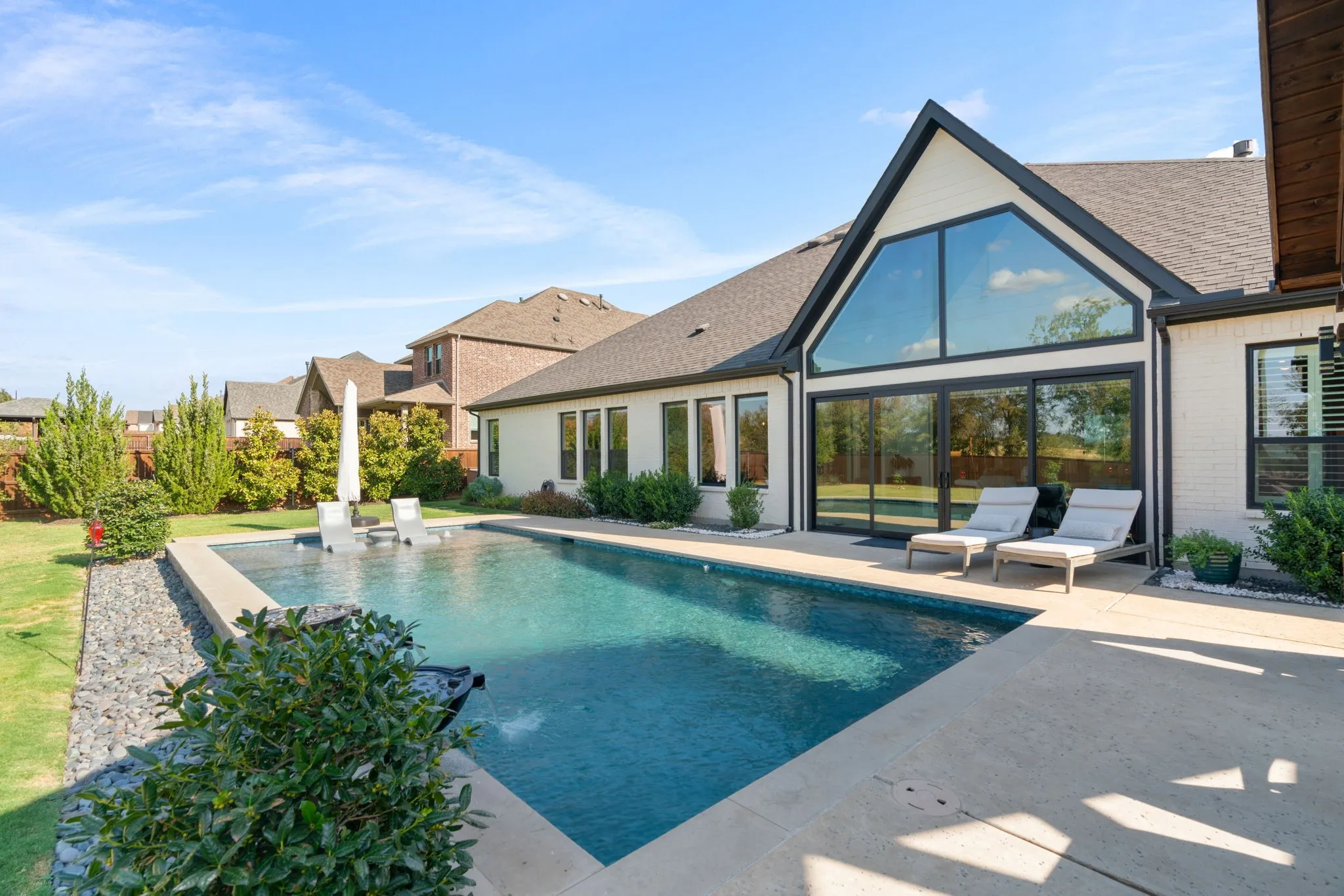 Single Family Residence For Sale in Denton County , 11508 Hickory Falls Drive, Argyle, Texas 76226, 4 Bedroom, 5 Bathroom, 3 Garage spaces, 4,307 Sqft, built in 2020, mls#21375292, Real Estate Agent in Argyle, Homes For Sale in Denton county, Homes For Sale in Argyle, Realtor in Argyle Texas, Real Estate Brokerage Independent Realty Texas, Luminita Cordes Realtor