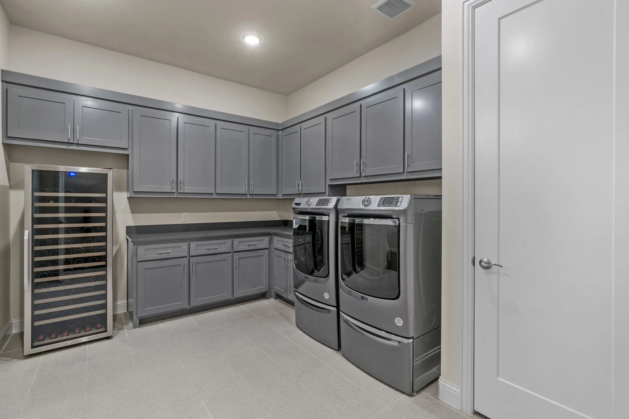 Single Family Residence For Sale in Denton County , 11508 Hickory Falls Drive, Argyle, Texas 76226, 4 Bedroom, 5 Bathroom, 3 Garage spaces, 4,307 Sqft, built in 2020, mls#21375292, Real Estate Agent in Argyle, Homes For Sale in Denton county, Homes For Sale in Argyle, Realtor in Argyle Texas, Real Estate Brokerage Independent Realty Texas, Luminita Cordes Realtor