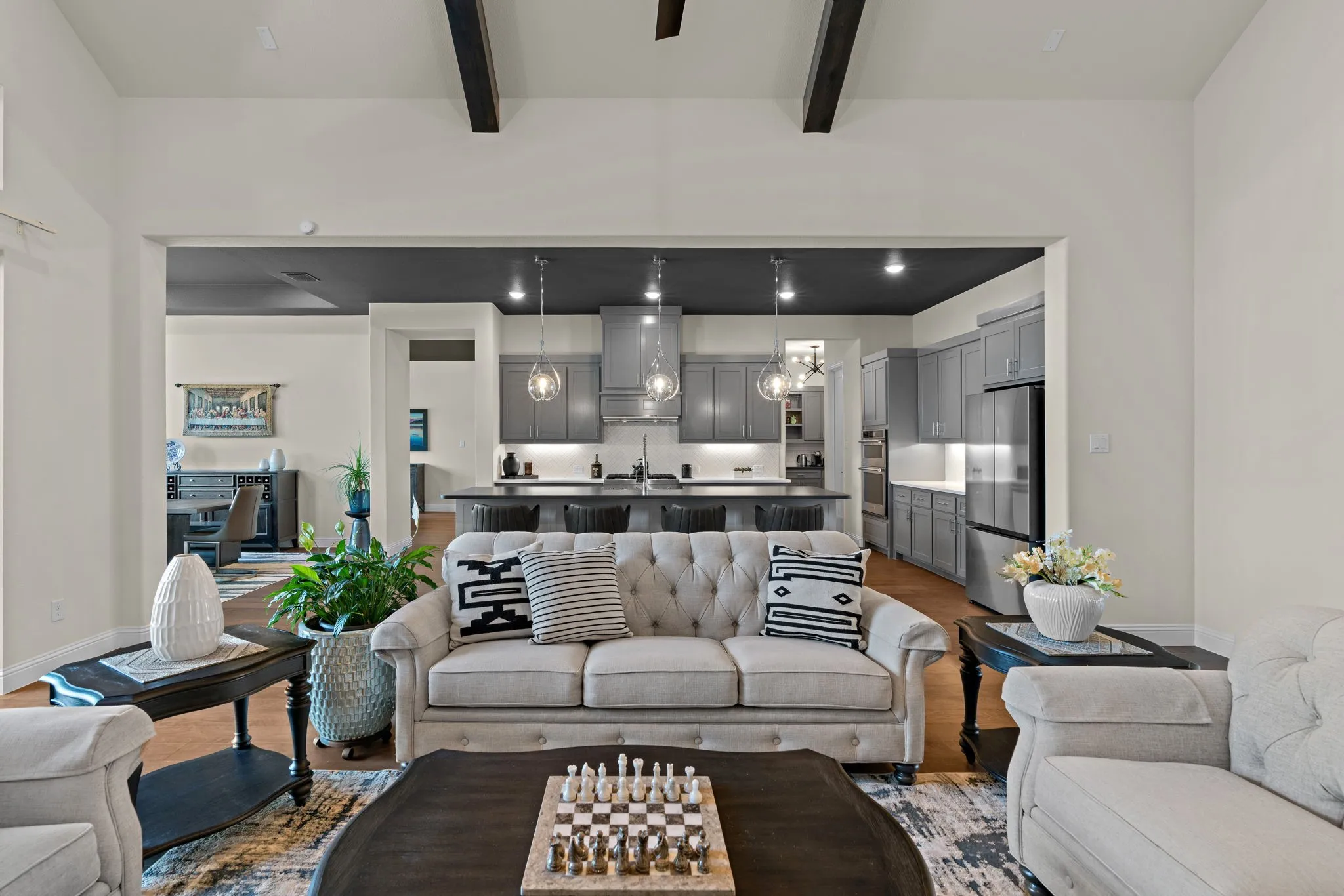 Single Family Residence For Sale in Denton County , 11508 Hickory Falls Drive, Argyle, Texas 76226, 4 Bedroom, 5 Bathroom, 3 Garage spaces, 4,307 Sqft, built in 2020, mls#21375292, Real Estate Agent in Argyle, Homes For Sale in Denton county, Homes For Sale in Argyle, Realtor in Argyle Texas, Real Estate Brokerage Independent Realty Texas, Luminita Cordes Realtor