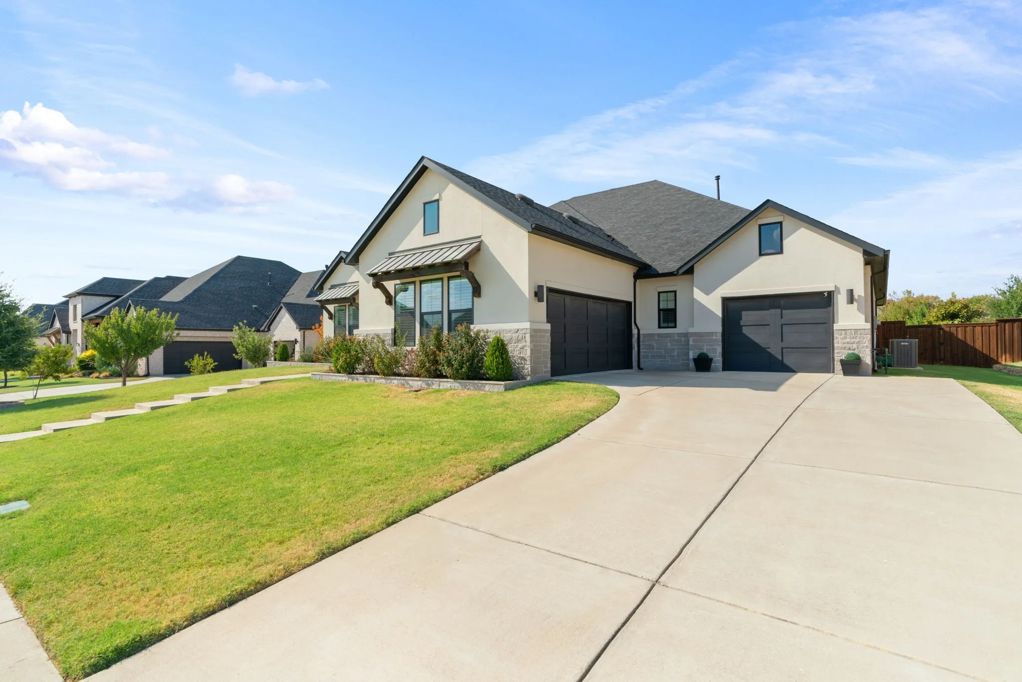 Single Family Residence For Sale in Denton County , 11508 Hickory Falls Drive, Argyle, Texas 76226, 4 Bedroom, 5 Bathroom, 3 Garage spaces, 4,307 Sqft, built in 2020, mls#21375292, Real Estate Agent in Argyle, Homes For Sale in Denton county, Homes For Sale in Argyle, Realtor in Argyle Texas, Real Estate Brokerage Independent Realty Texas, Luminita Cordes Realtor