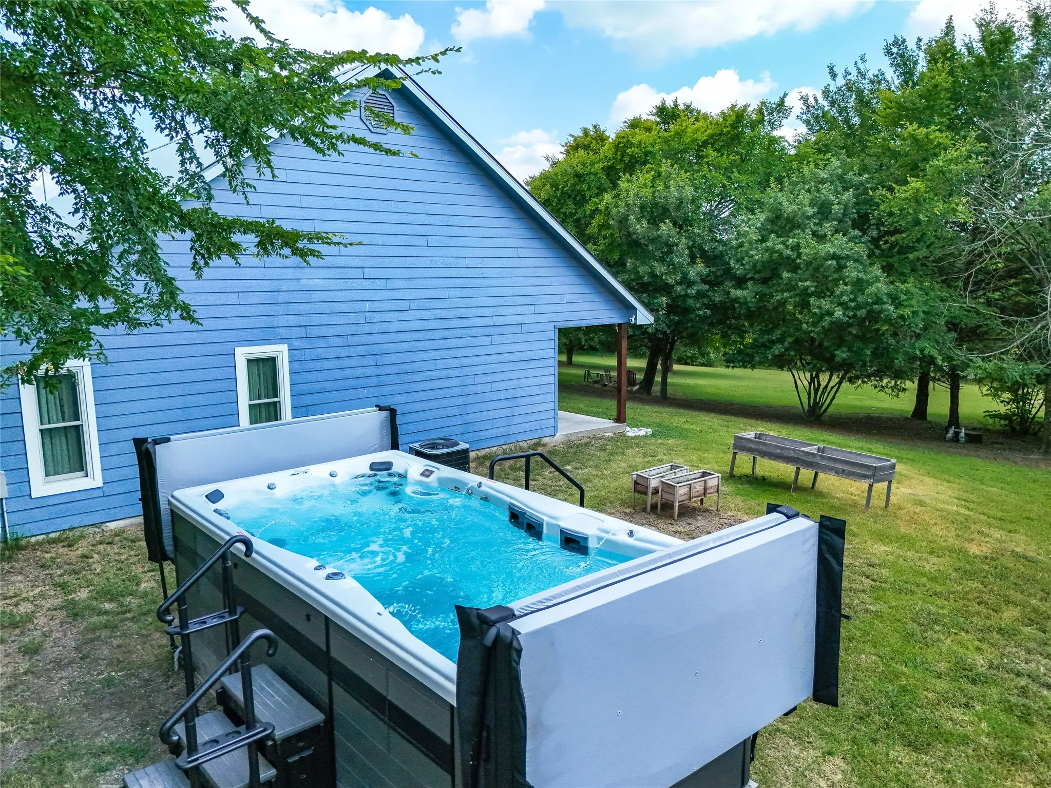 Single Family Residence For Sale in Grayson County , 1088 Bub Hill Road, Whitewright, Texas 75491, 4 Bedroom, 2 Bathroom, 2 Garage spaces, 1,792 Sqft, built in 2003, mls#21383884, Real Estate Agent in Whitewright, Homes For Sale in Grayson county, Homes For Sale in Whitewright, Realtor in Whitewright Texas, Real Estate Brokerage Independent Realty Texas, Luminita Cordes Realtor