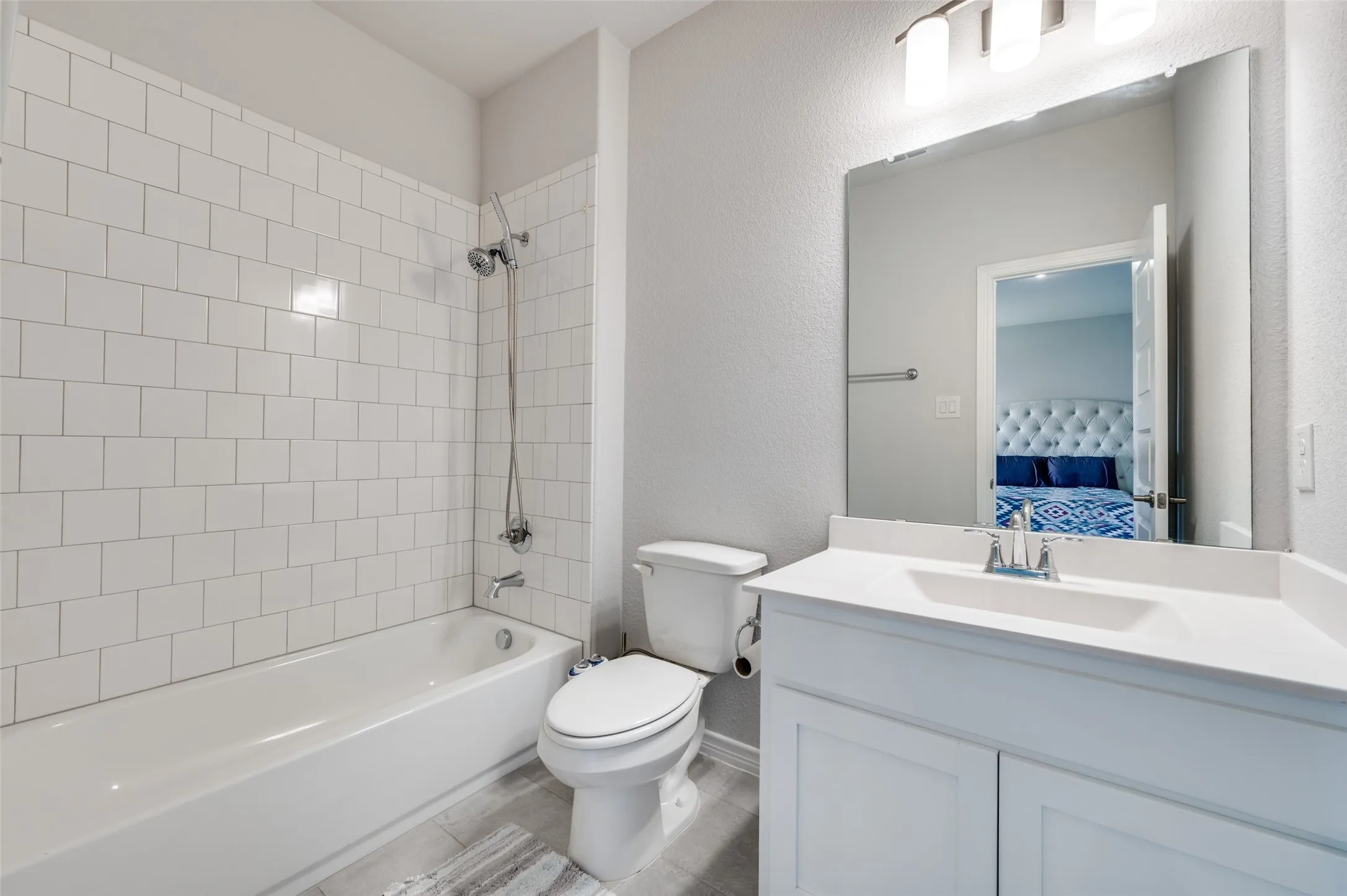 Single Family Residence For Rent in Denton County , 333 Foxthorne Way, Little Elm, Texas 75068, 4 Bedroom, 4 Bathroom, 2 Garage spaces, 3,499 Sqft, built in 2021, mls#21383889, Real Estate Agent in Little Elm, Homes For Rent in Denton county, Homes For Rent in Little Elm, Realtor in Little Elm Texas, Real Estate Brokerage Independent Realty Texas, Luminita Cordes Realtor