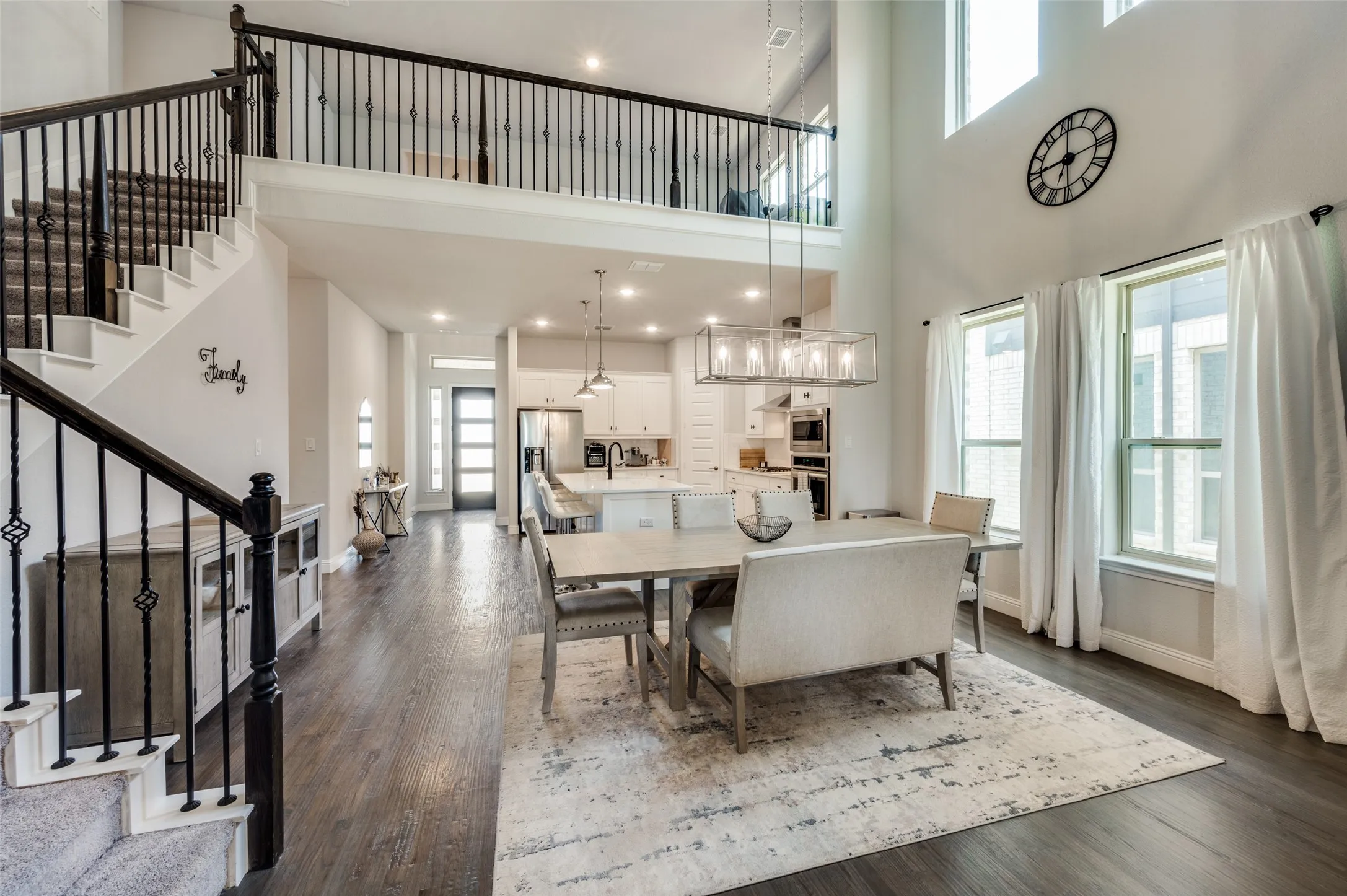 Single Family Residence For Rent in Denton County , 333 Foxthorne Way, Little Elm, Texas 75068, 4 Bedroom, 4 Bathroom, 2 Garage spaces, 3,499 Sqft, built in 2021, mls#21383889, Real Estate Agent in Little Elm, Homes For Rent in Denton county, Homes For Rent in Little Elm, Realtor in Little Elm Texas, Real Estate Brokerage Independent Realty Texas, Luminita Cordes Realtor