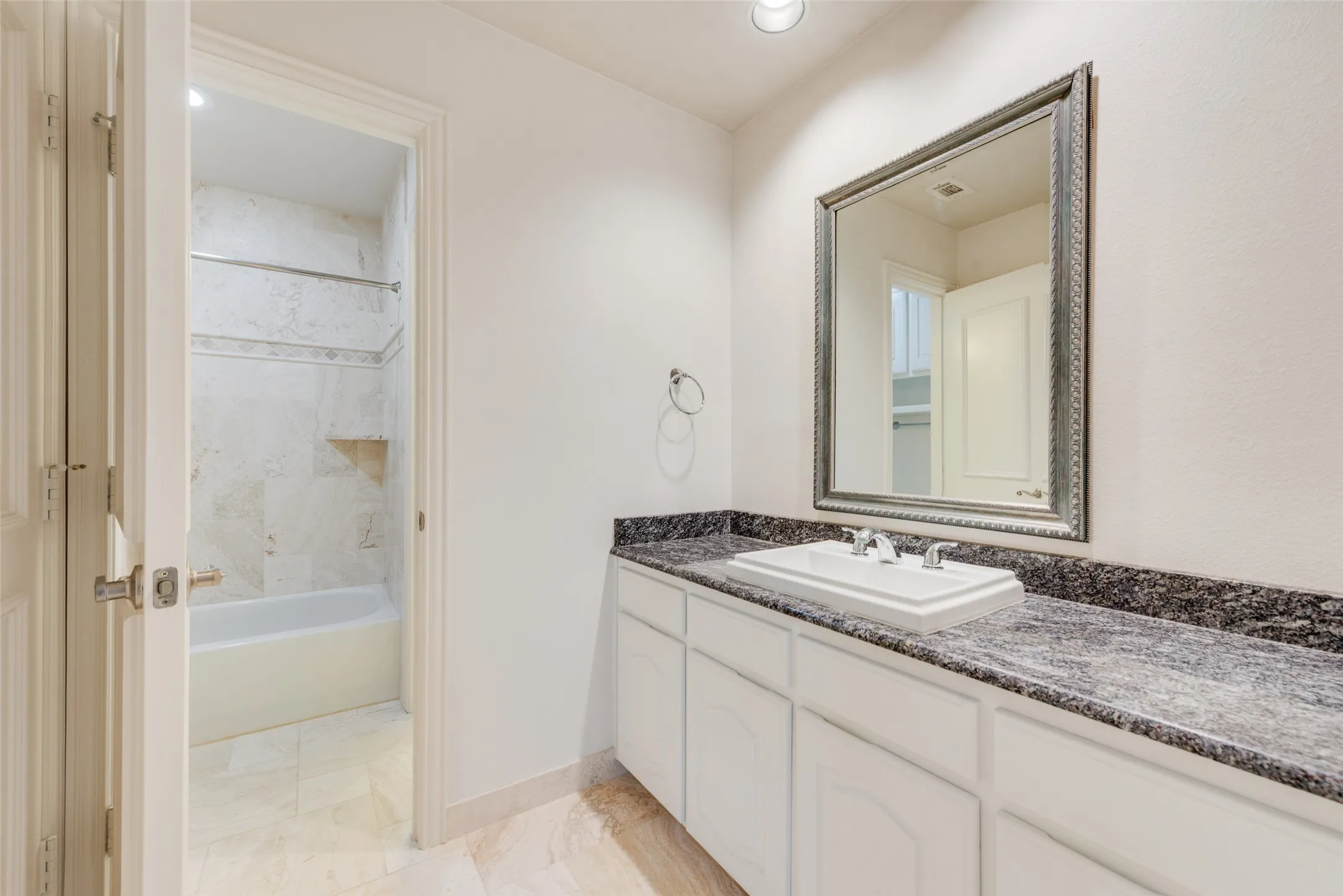 TRAVERTINE FLOORING