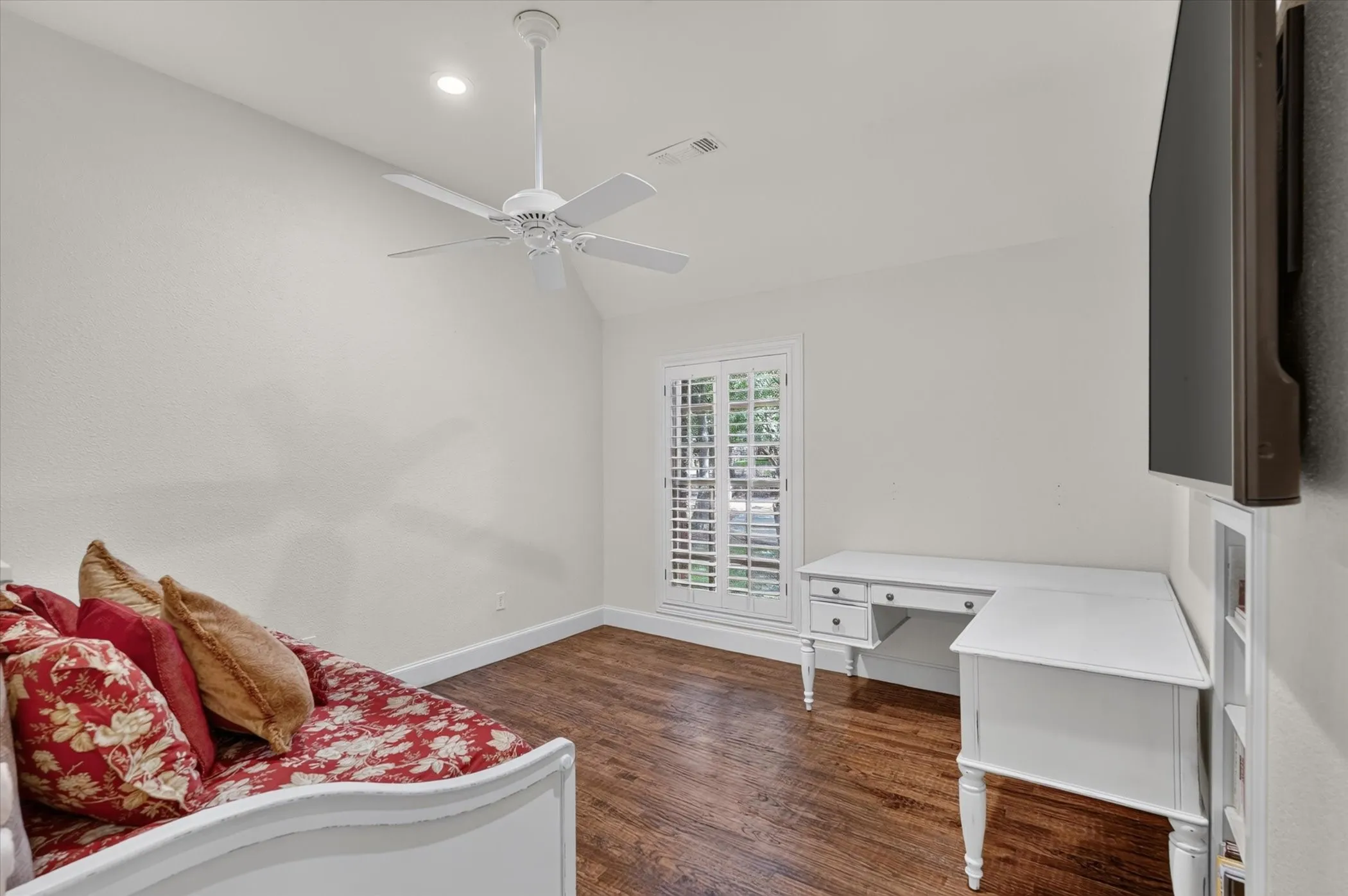 Single Family Residence For Sale in Collin County , 731 Creekwood Drive N, Fairview, Texas 75069, 4 Bedroom, 4 Bathroom, 3 Garage spaces, 4,576 Sqft, built in 2000, mls#21364962, Real Estate Agent in Fairview, Homes For Sale in Collin county, Homes For Sale in Fairview, Realtor in Fairview Texas, Real Estate Brokerage Independent Realty Texas, Luminita Cordes Realtor
