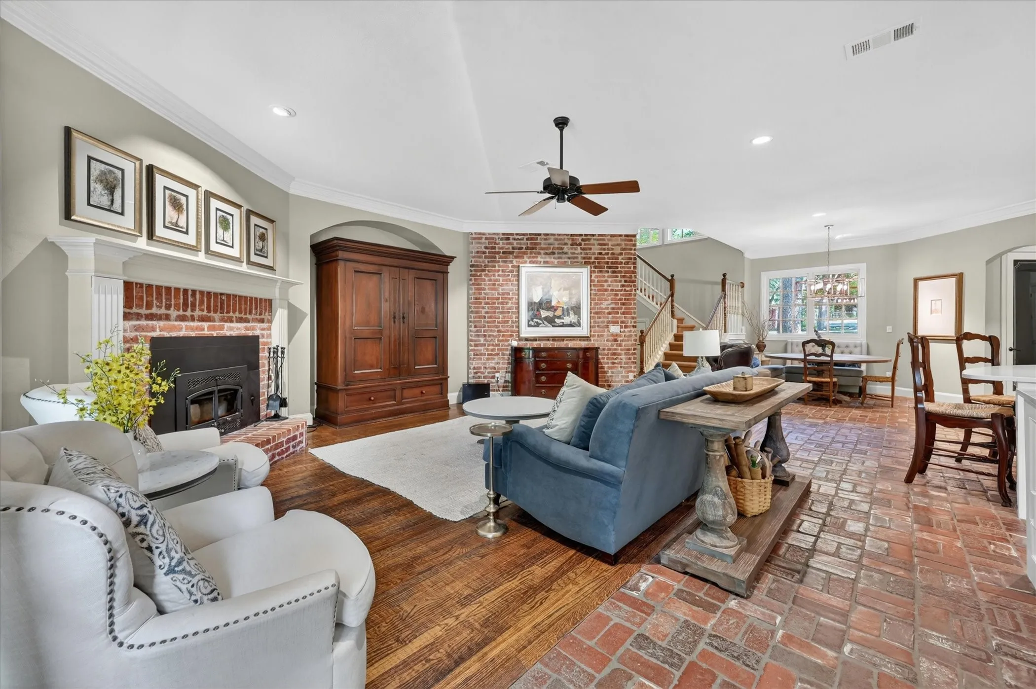 Single Family Residence For Sale in Collin County , 731 Creekwood Drive N, Fairview, Texas 75069, 4 Bedroom, 4 Bathroom, 3 Garage spaces, 4,576 Sqft, built in 2000, mls#21364962, Real Estate Agent in Fairview, Homes For Sale in Collin county, Homes For Sale in Fairview, Realtor in Fairview Texas, Real Estate Brokerage Independent Realty Texas, Luminita Cordes Realtor
