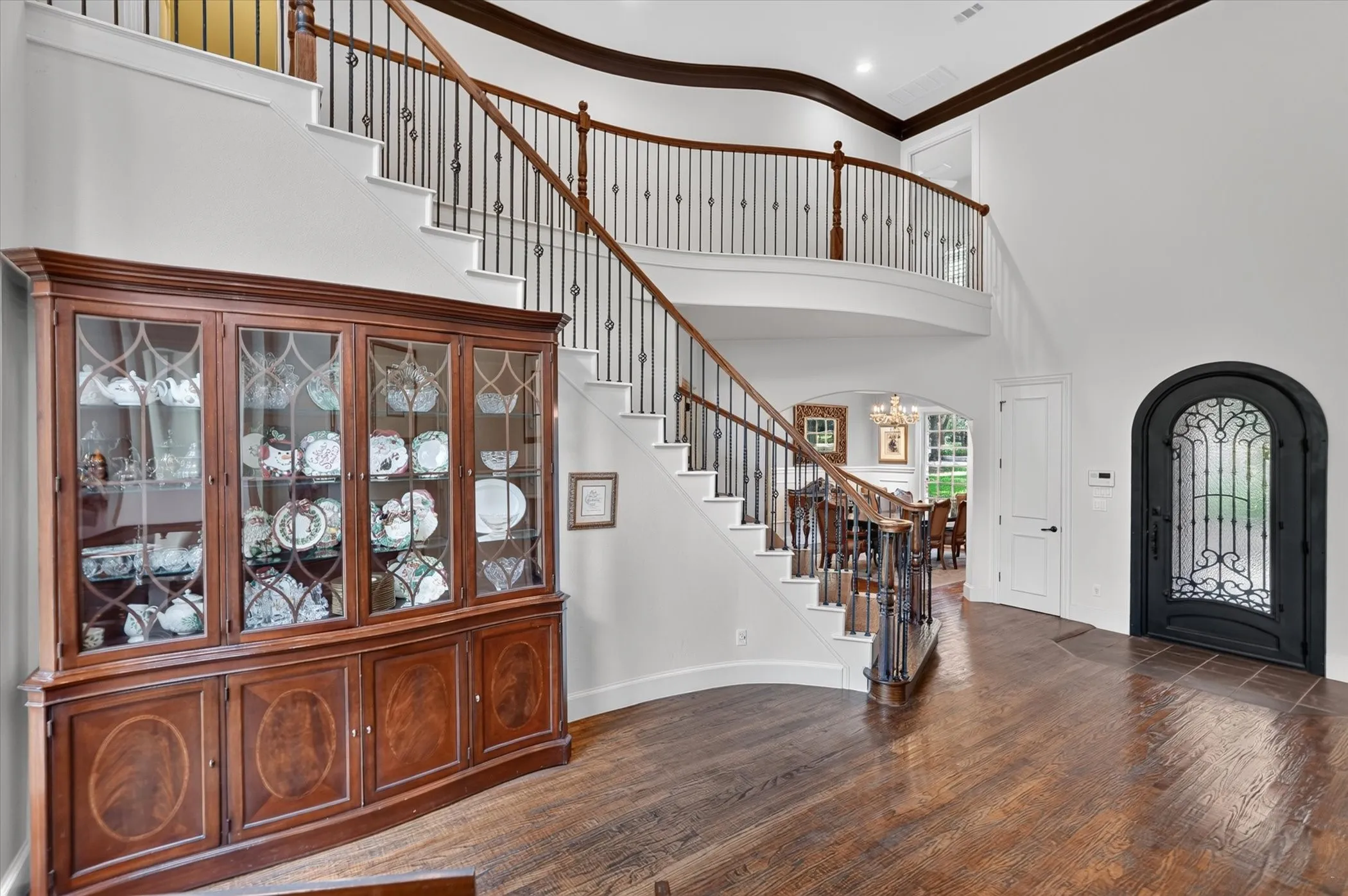 Single Family Residence For Sale in Collin County , 731 Creekwood Drive N, Fairview, Texas 75069, 4 Bedroom, 4 Bathroom, 3 Garage spaces, 4,576 Sqft, built in 2000, mls#21364962, Real Estate Agent in Fairview, Homes For Sale in Collin county, Homes For Sale in Fairview, Realtor in Fairview Texas, Real Estate Brokerage Independent Realty Texas, Luminita Cordes Realtor