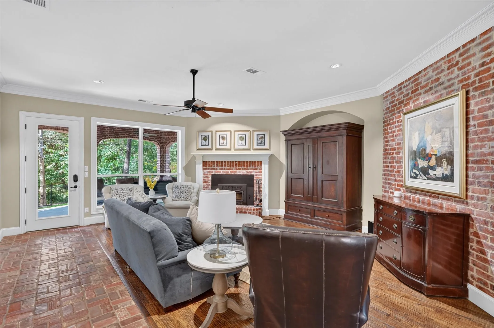 Single Family Residence For Sale in Collin County , 731 Creekwood Drive N, Fairview, Texas 75069, 4 Bedroom, 4 Bathroom, 3 Garage spaces, 4,576 Sqft, built in 2000, mls#21364962, Real Estate Agent in Fairview, Homes For Sale in Collin county, Homes For Sale in Fairview, Realtor in Fairview Texas, Real Estate Brokerage Independent Realty Texas, Luminita Cordes Realtor