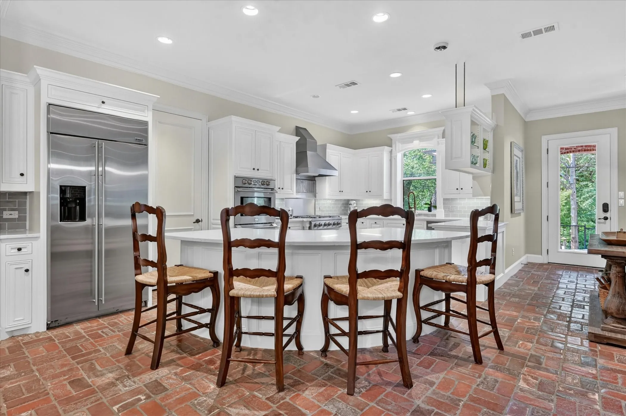 Single Family Residence For Sale in Collin County , 731 Creekwood Drive N, Fairview, Texas 75069, 4 Bedroom, 4 Bathroom, 3 Garage spaces, 4,576 Sqft, built in 2000, mls#21364962, Real Estate Agent in Fairview, Homes For Sale in Collin county, Homes For Sale in Fairview, Realtor in Fairview Texas, Real Estate Brokerage Independent Realty Texas, Luminita Cordes Realtor