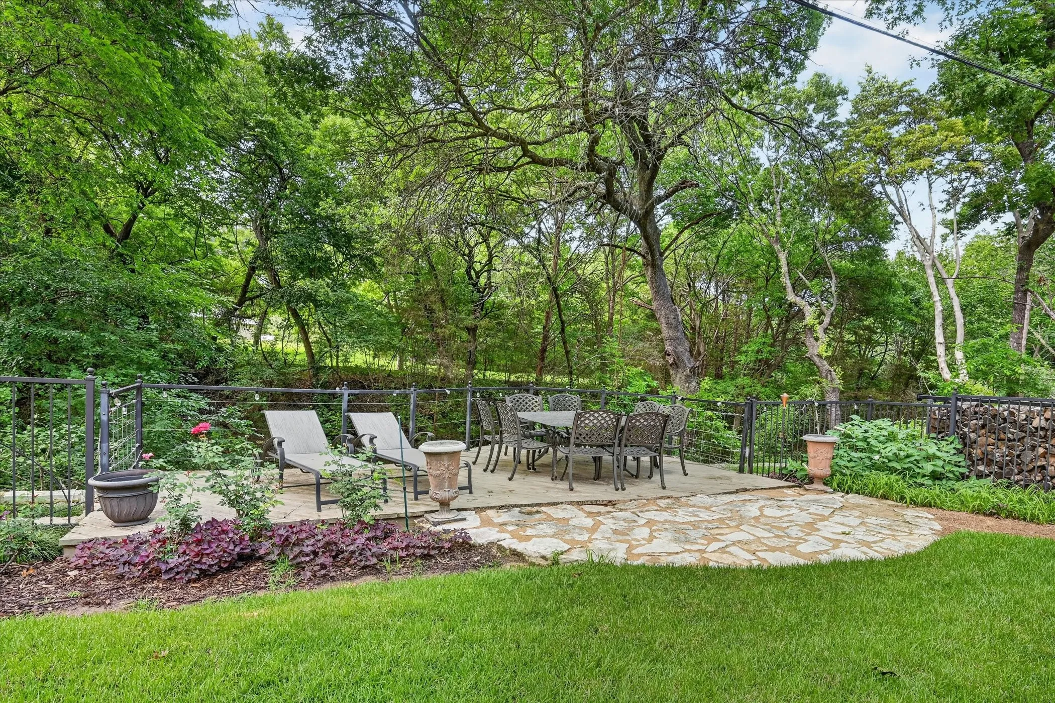 Single Family Residence For Sale in Collin County , 731 Creekwood Drive N, Fairview, Texas 75069, 4 Bedroom, 4 Bathroom, 3 Garage spaces, 4,576 Sqft, built in 2000, mls#21364962, Real Estate Agent in Fairview, Homes For Sale in Collin county, Homes For Sale in Fairview, Realtor in Fairview Texas, Real Estate Brokerage Independent Realty Texas, Luminita Cordes Realtor