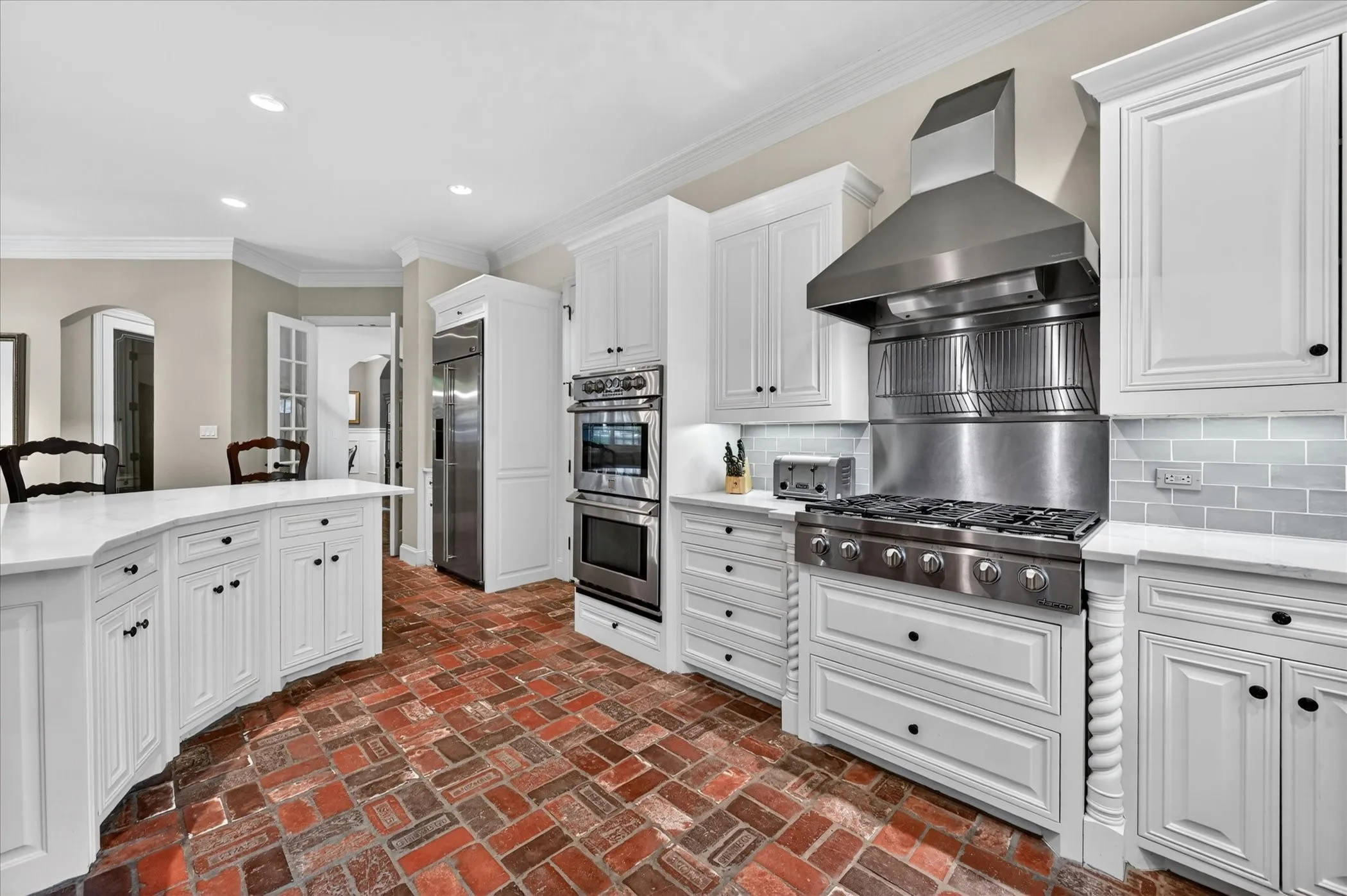 Single Family Residence For Sale in Collin County , 731 Creekwood Drive N, Fairview, Texas 75069, 4 Bedroom, 4 Bathroom, 3 Garage spaces, 4,576 Sqft, built in 2000, mls#21364962, Real Estate Agent in Fairview, Homes For Sale in Collin county, Homes For Sale in Fairview, Realtor in Fairview Texas, Real Estate Brokerage Independent Realty Texas, Luminita Cordes Realtor
