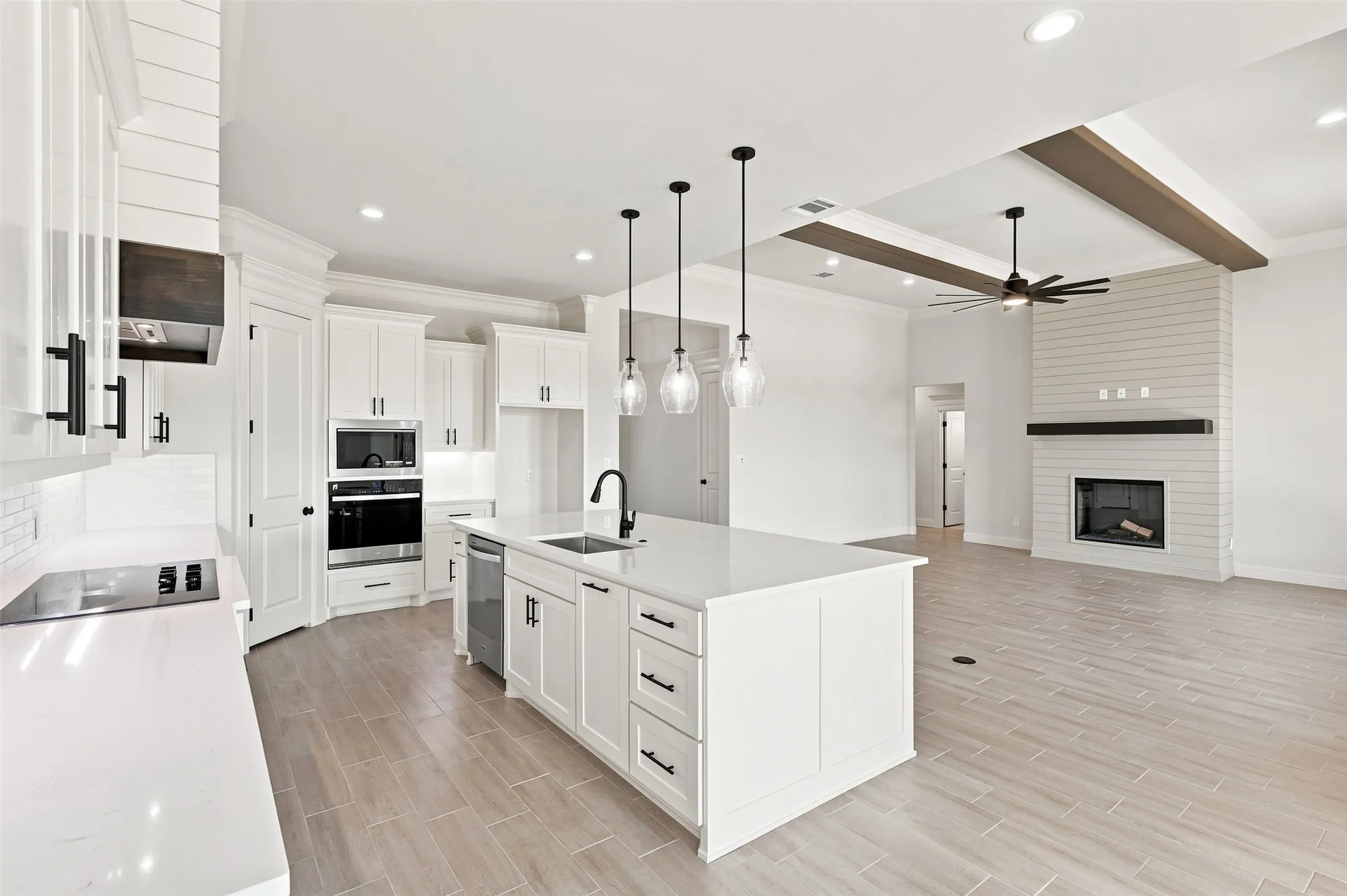 Single Family Residence For Sale in Parker County , 3155 Infinity Drive, Weatherford, Texas 76087, 4 Bedroom, 3 Bathroom, 3 Garage spaces, 2,715 Sqft, built in 2026, mls#21382939, Real Estate Agent in Weatherford, Homes For Sale in Parker county, Homes For Sale in Weatherford, Realtor in Weatherford Texas, Real Estate Brokerage Independent Realty Texas, Luminita Cordes Realtor