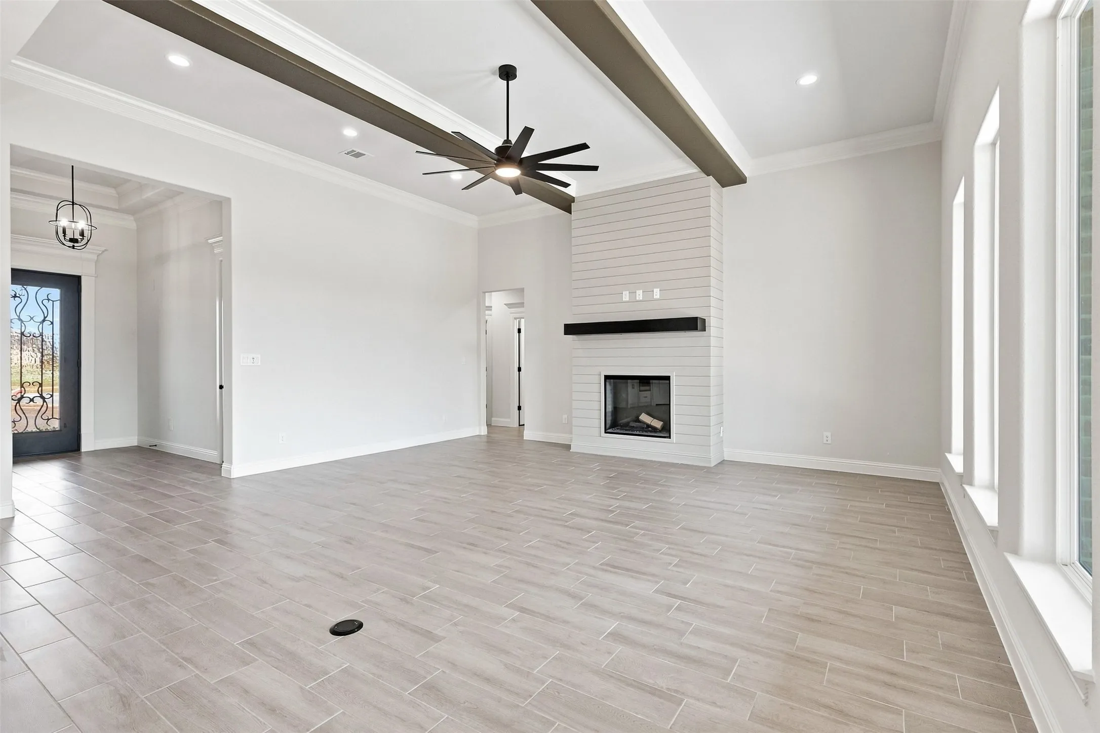 Single Family Residence For Sale in Parker County , 3155 Infinity Drive, Weatherford, Texas 76087, 4 Bedroom, 3 Bathroom, 3 Garage spaces, 2,715 Sqft, built in 2026, mls#21382939, Real Estate Agent in Weatherford, Homes For Sale in Parker county, Homes For Sale in Weatherford, Realtor in Weatherford Texas, Real Estate Brokerage Independent Realty Texas, Luminita Cordes Realtor