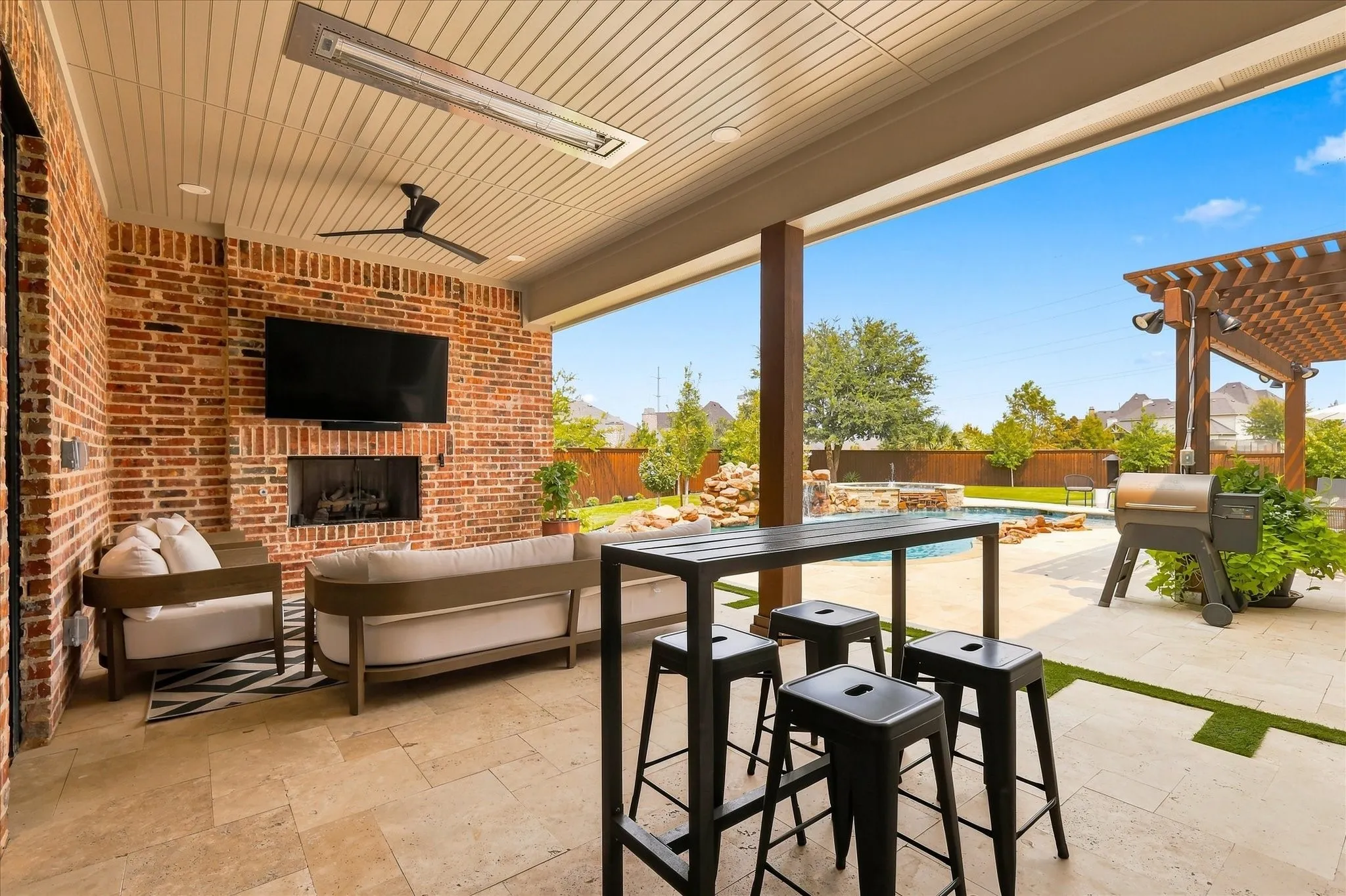 Single Family Residence For Sale in Denton County , 12967 Mahogany Court, Frisco, Texas 75033, 6 Bedroom, 7 Bathroom, 3 Garage spaces, 5,577 Sqft, built in 2014, mls#21380919, Real Estate Agent in Frisco, Homes For Sale in Denton county, Homes For Sale in Frisco, Realtor in Frisco Texas, Real Estate Brokerage Independent Realty Texas, Luminita Cordes Realtor