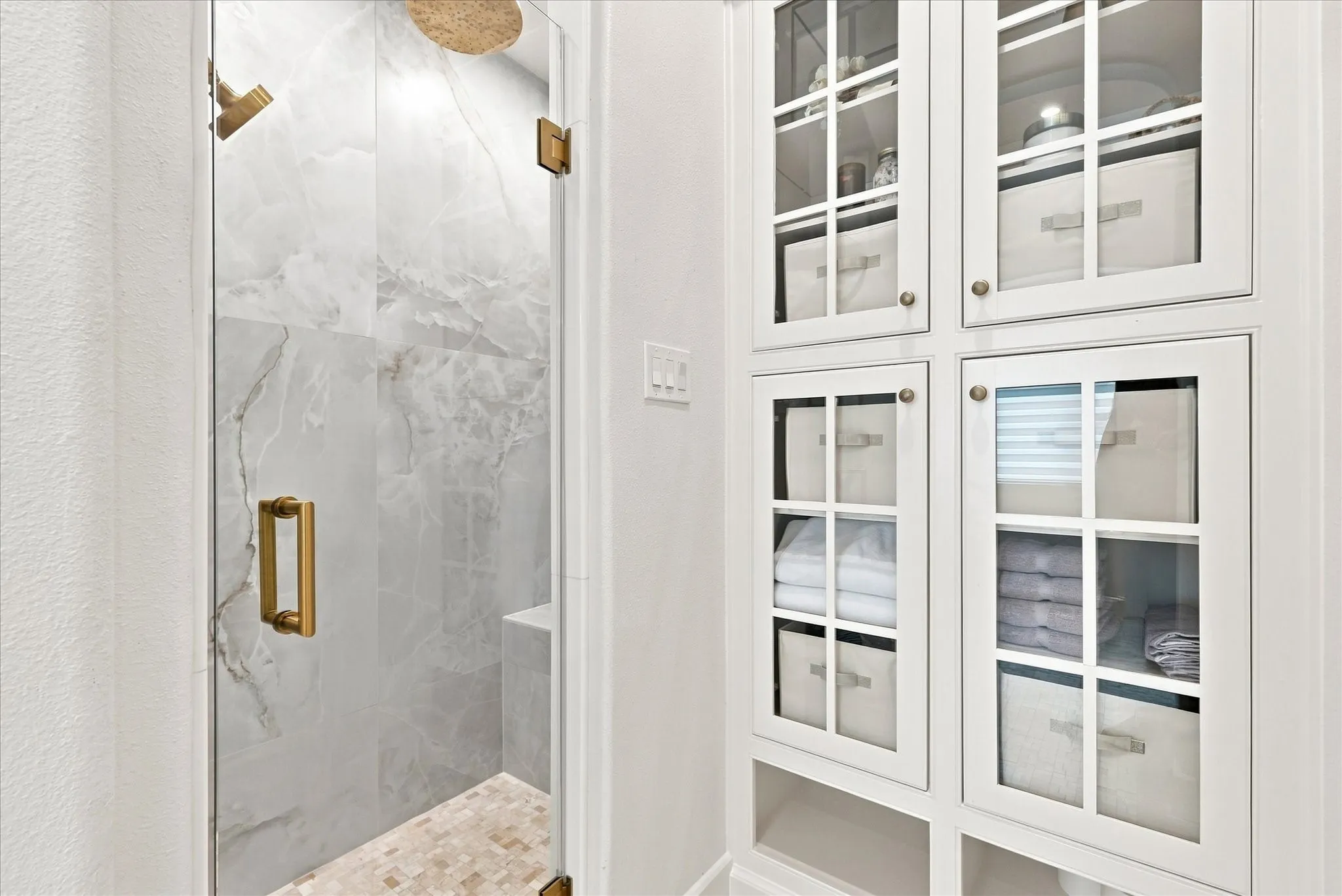 Single Family Residence For Sale in Denton County , 12967 Mahogany Court, Frisco, Texas 75033, 6 Bedroom, 7 Bathroom, 3 Garage spaces, 5,577 Sqft, built in 2014, mls#21380919, Real Estate Agent in Frisco, Homes For Sale in Denton county, Homes For Sale in Frisco, Realtor in Frisco Texas, Real Estate Brokerage Independent Realty Texas, Luminita Cordes Realtor