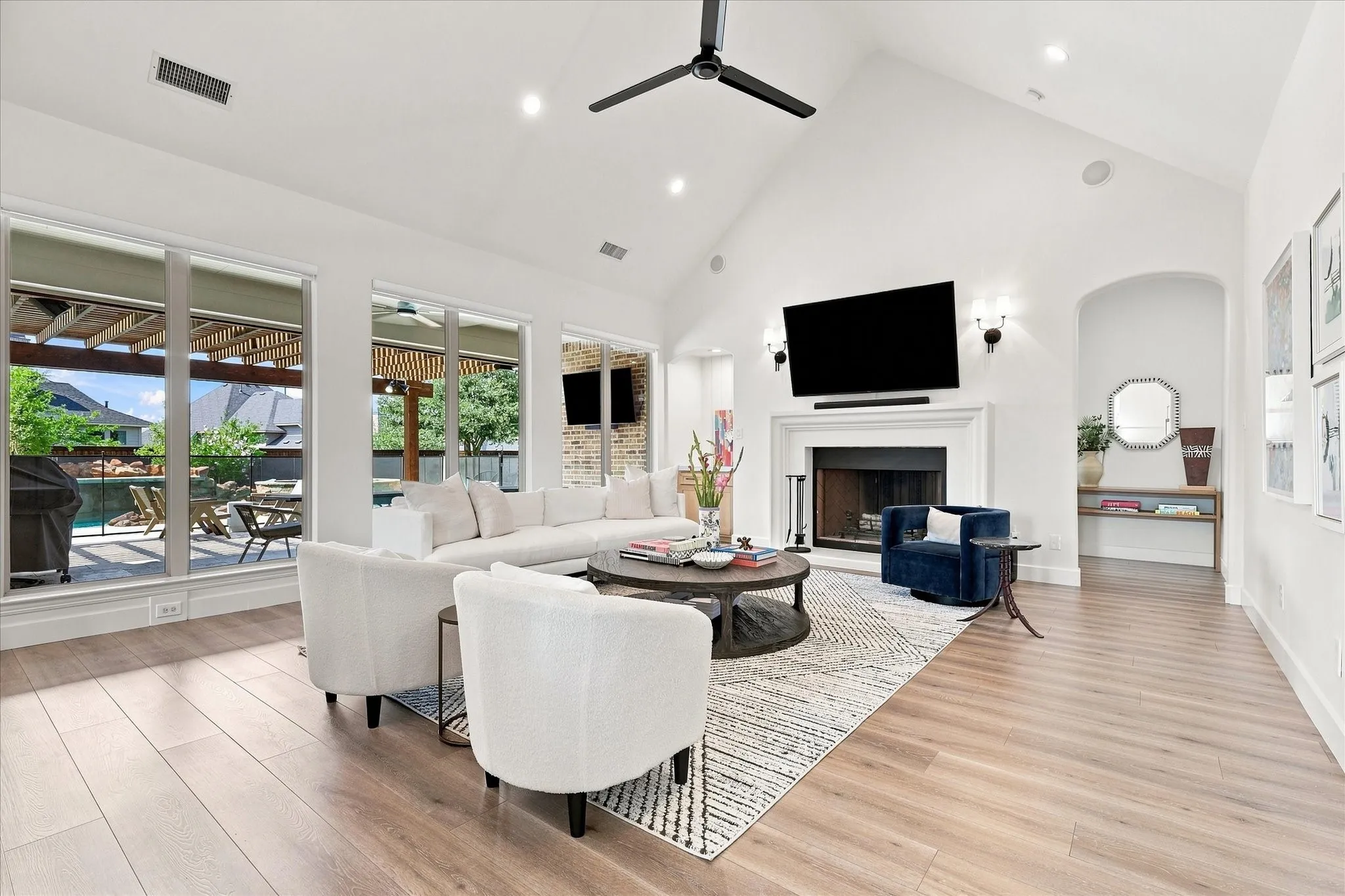 Single Family Residence For Sale in Denton County , 12967 Mahogany Court, Frisco, Texas 75033, 6 Bedroom, 7 Bathroom, 3 Garage spaces, 5,577 Sqft, built in 2014, mls#21380919, Real Estate Agent in Frisco, Homes For Sale in Denton county, Homes For Sale in Frisco, Realtor in Frisco Texas, Real Estate Brokerage Independent Realty Texas, Luminita Cordes Realtor