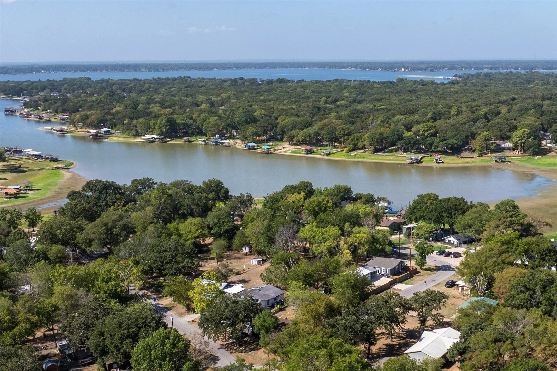 Single Family Residence For Sale in Henderson County , 101 Merry Way, Gun Barrel City, Texas 75156, 3 Bedroom, 2 Bathroom, 1 Garage spaces, 1,352 Sqft, built in 2024, mls#21382766, Real Estate Agent in Gun Barrel City, Homes For Sale in Henderson county, Homes For Sale in Gun Barrel City, Realtor in Gun Barrel City Texas, Real Estate Brokerage Independent Realty Texas, Luminita Cordes Realtor