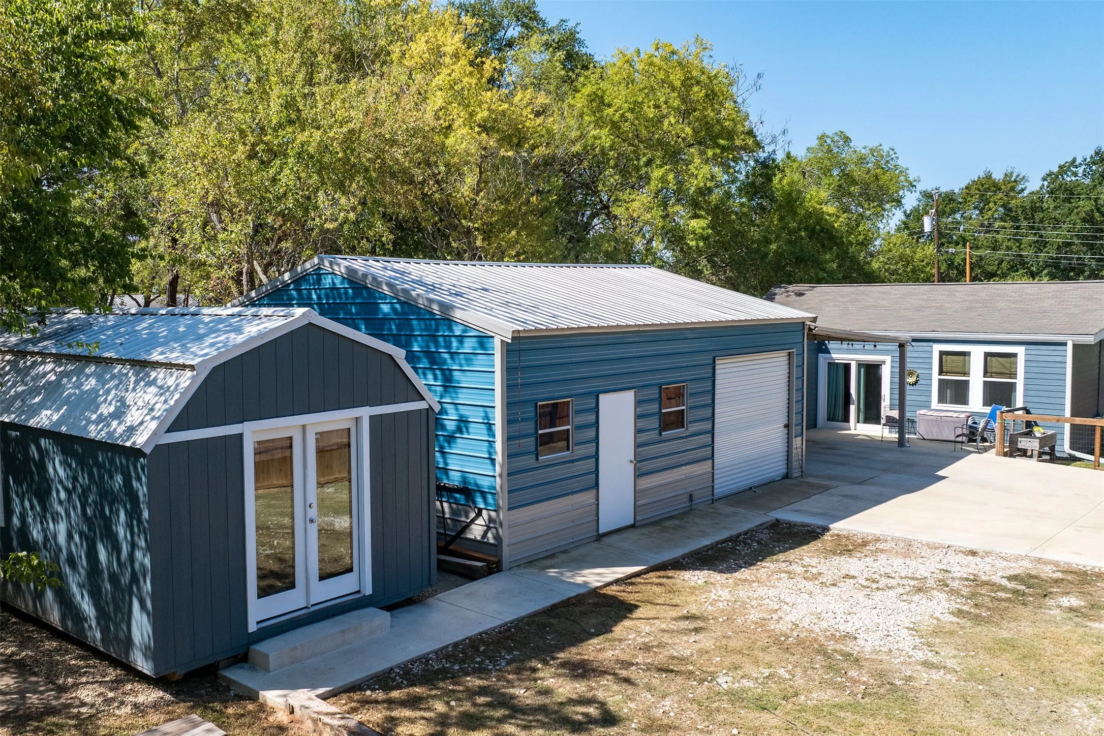 Plenty of storage or room to build on