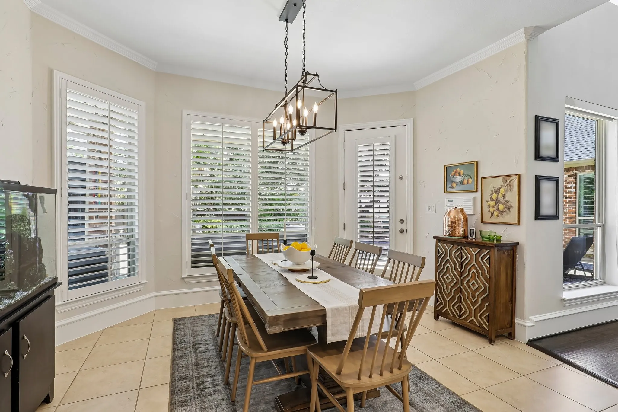 Single Family Residence For Sale in Rockwall County , 812 White Buffalo Lane, Heath, Texas 75032, 4 Bedroom, 5 Bathroom, 3 Garage spaces, 4,012 Sqft, built in 2000, mls#21383665, Real Estate Agent in Heath, Homes For Sale in Rockwall county, Homes For Sale in Heath, Realtor in Heath Texas, Real Estate Brokerage Independent Realty Texas, Luminita Cordes Realtor