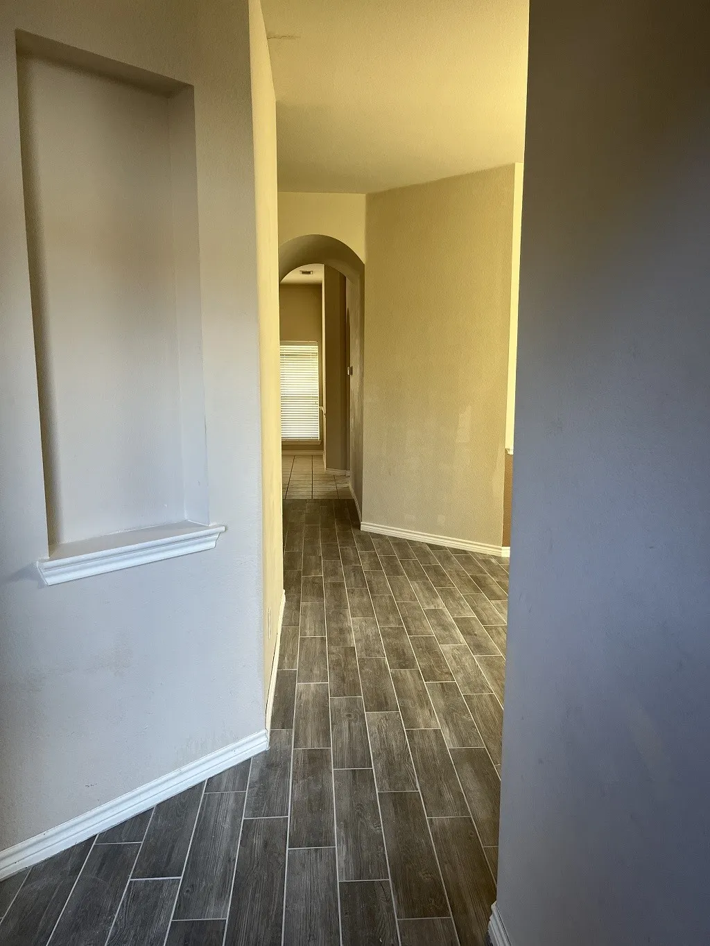 Single Family Residence For Rent in Tarrant County , 11421 Aspen Creek Drive, Fort Worth, Texas 76244, 3 Bedroom, 2 Bathroom, 2 Garage spaces, 1,856 Sqft, built in 2004, mls#21383906, Real Estate Agent in Fort Worth, Homes For Rent in Tarrant county, Homes For Rent in Fort Worth, Realtor in Fort Worth Texas, Real Estate Brokerage Independent Realty Texas, Luminita Cordes Realtor