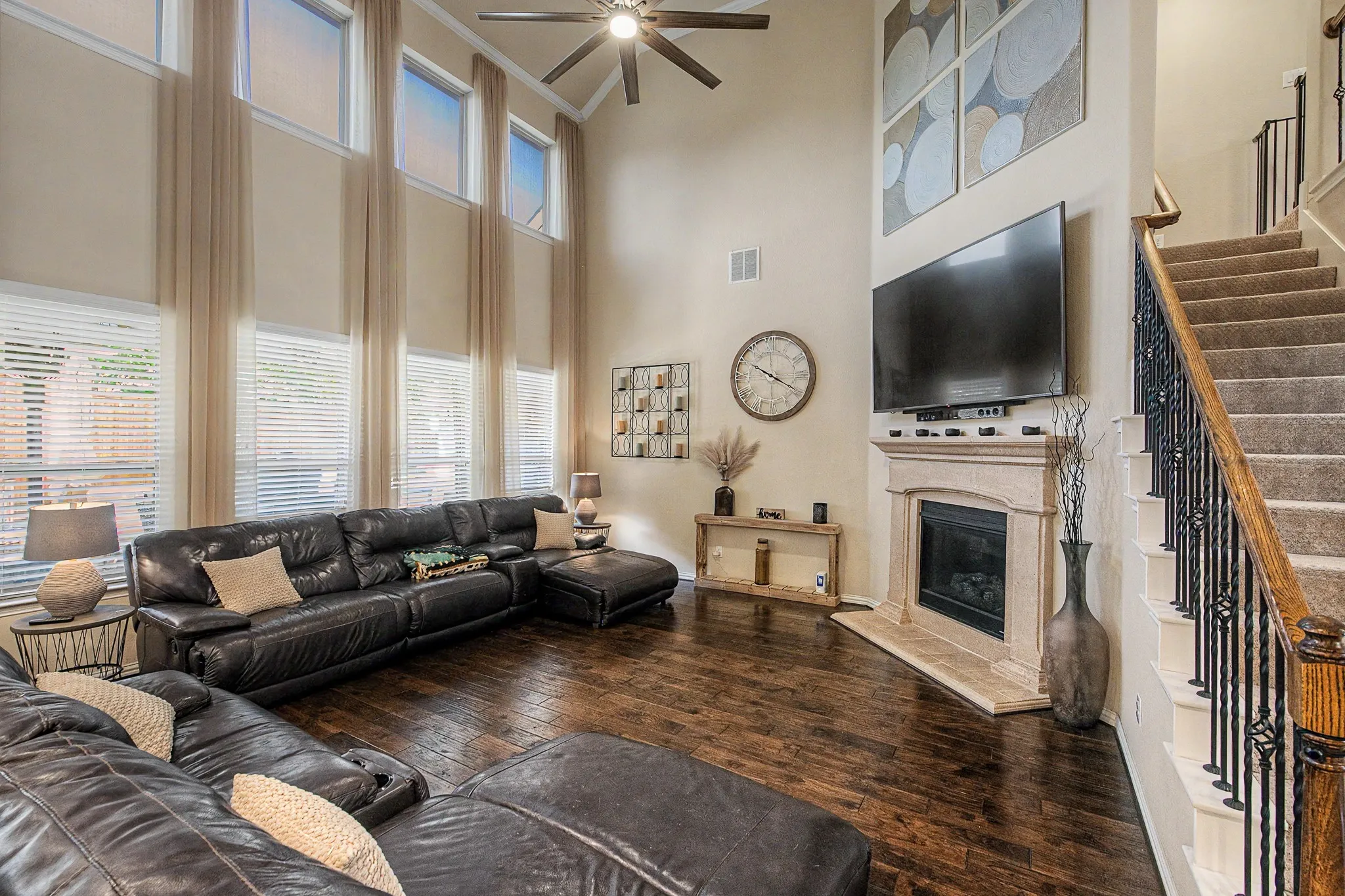 Single Family Residence For Sale in Collin County , 9939 Amberwoods Lane, Frisco, Texas 75035, 4 Bedroom, 5 Bathroom, 3 Garage spaces, 3,800 Sqft, built in 2014, mls#21383693, Real Estate Agent in Frisco, Homes For Sale in Collin county, Homes For Sale in Frisco, Realtor in Frisco Texas, Real Estate Brokerage Independent Realty Texas, Luminita Cordes Realtor