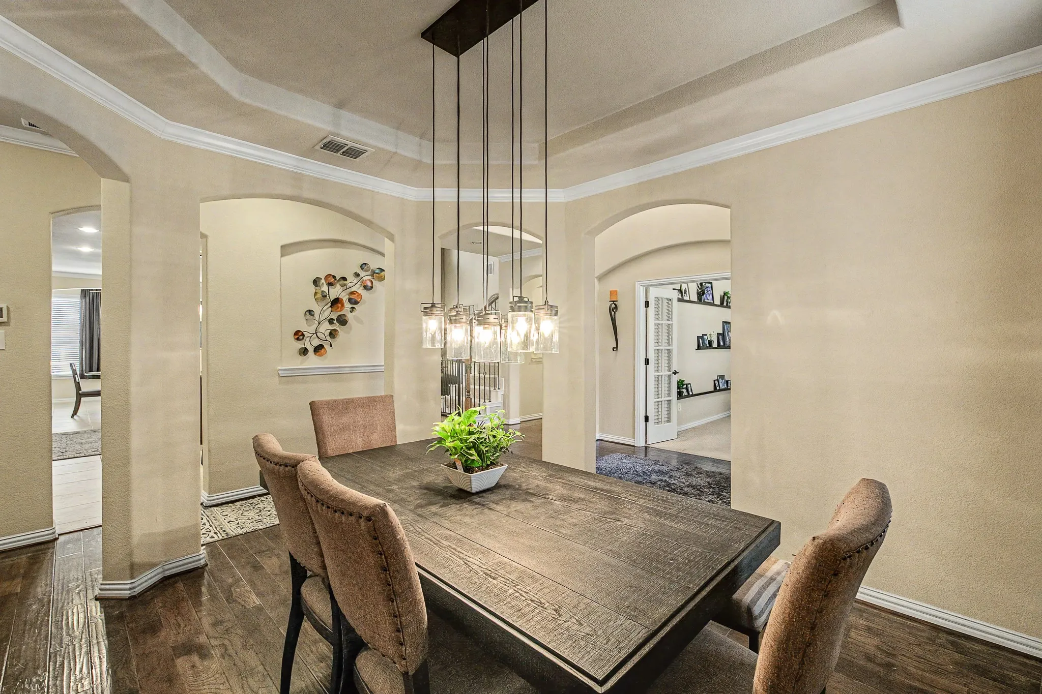Single Family Residence For Sale in Collin County , 9939 Amberwoods Lane, Frisco, Texas 75035, 4 Bedroom, 5 Bathroom, 3 Garage spaces, 3,800 Sqft, built in 2014, mls#21383693, Real Estate Agent in Frisco, Homes For Sale in Collin county, Homes For Sale in Frisco, Realtor in Frisco Texas, Real Estate Brokerage Independent Realty Texas, Luminita Cordes Realtor