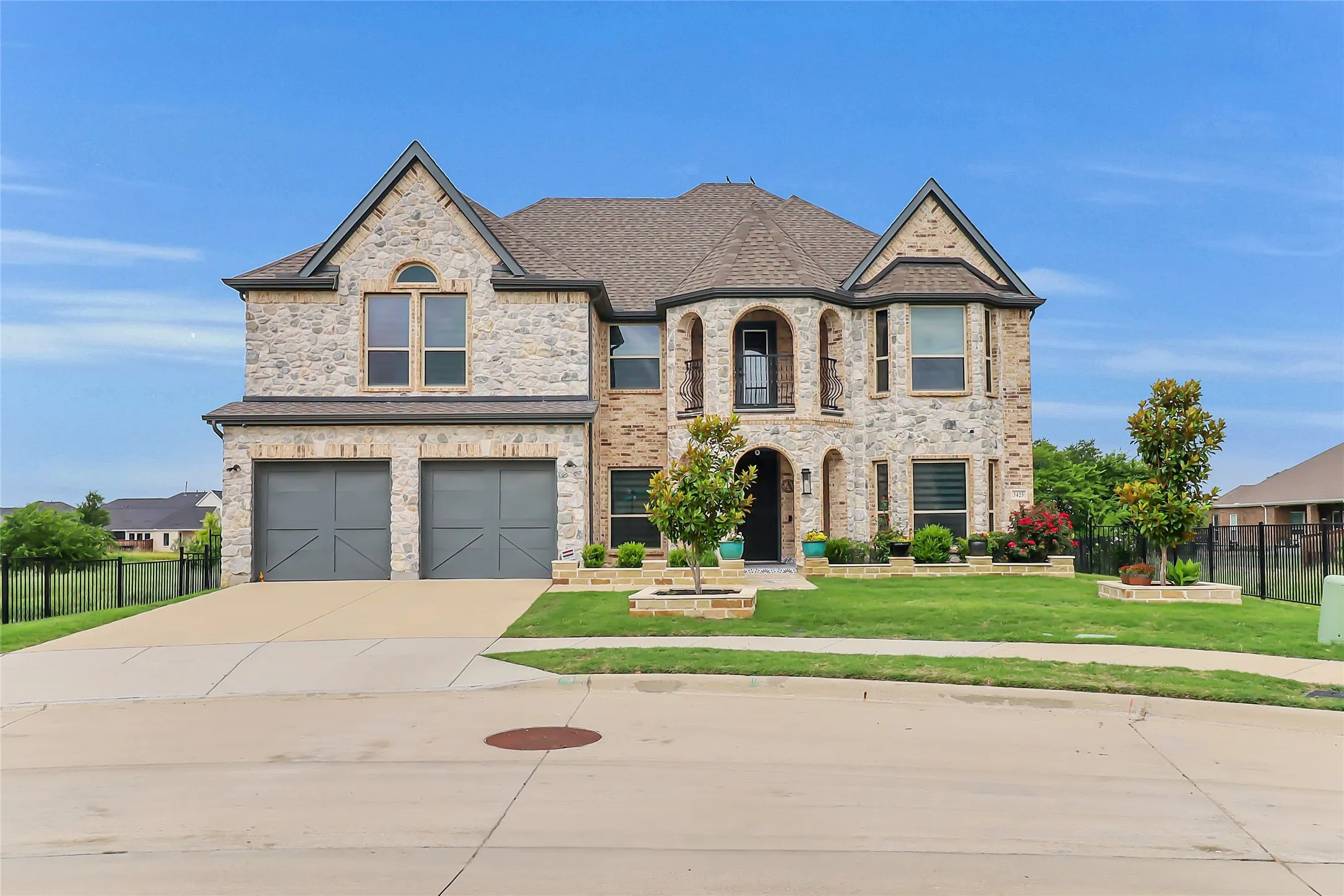 Single Family Residence For Sale in Collin County , 3425 Cotton Mill Road, Celina, Texas 75009, 5 Bedroom, 4 Bathroom, 2 Garage spaces, 4,032 Sqft, built in 2022, mls#21383911, Real Estate Agent in Celina, Homes For Sale in Collin county, Homes For Sale in Celina, Realtor in Celina Texas, Real Estate Brokerage Independent Realty Texas, Luminita Cordes Realtor