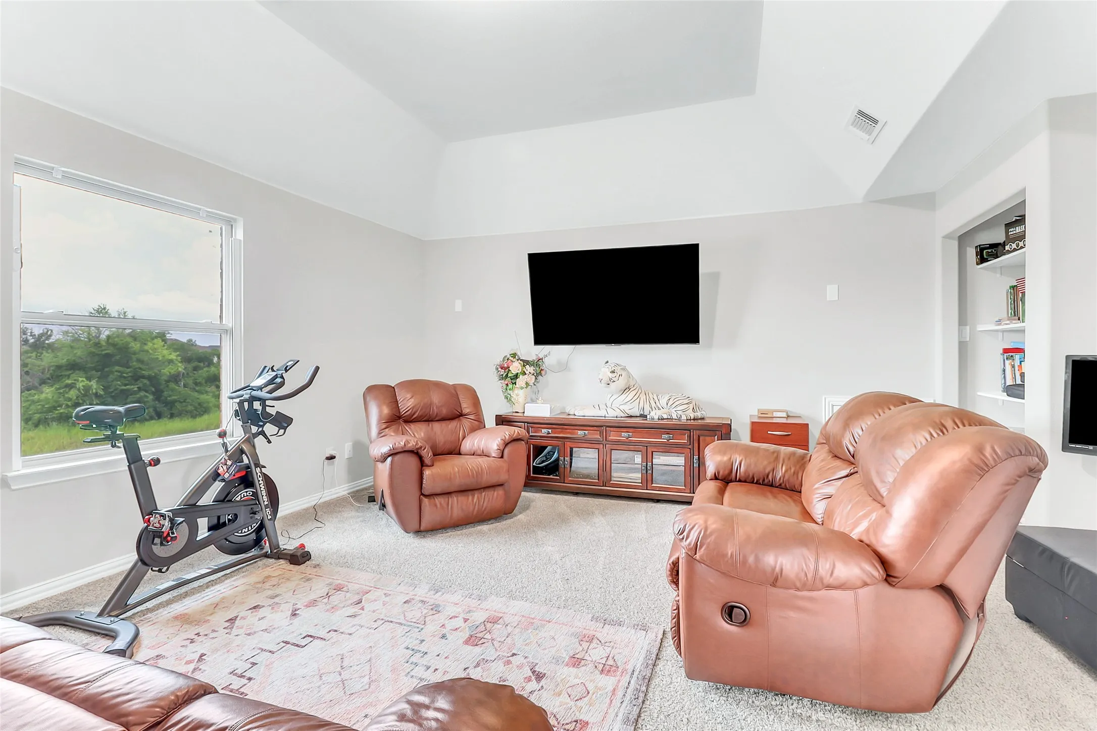 Single Family Residence For Sale in Collin County , 3425 Cotton Mill Road, Celina, Texas 75009, 5 Bedroom, 4 Bathroom, 2 Garage spaces, 4,032 Sqft, built in 2022, mls#21383911, Real Estate Agent in Celina, Homes For Sale in Collin county, Homes For Sale in Celina, Realtor in Celina Texas, Real Estate Brokerage Independent Realty Texas, Luminita Cordes Realtor