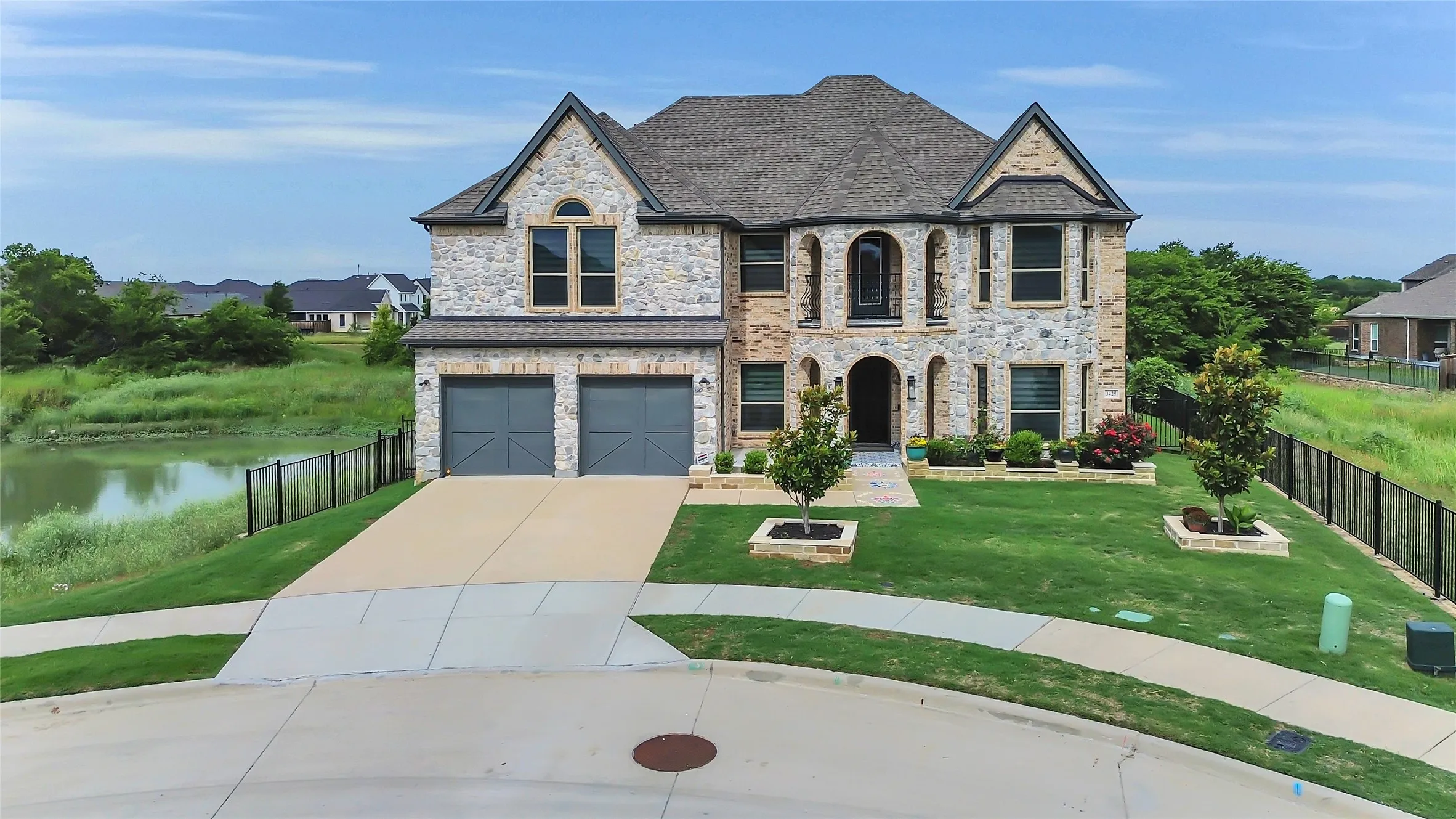 Single Family Residence For Sale in Collin County , 3425 Cotton Mill Road, Celina, Texas 75009, 5 Bedroom, 4 Bathroom, 2 Garage spaces, 4,032 Sqft, built in 2022, mls#21383911, Real Estate Agent in Celina, Homes For Sale in Collin county, Homes For Sale in Celina, Realtor in Celina Texas, Real Estate Brokerage Independent Realty Texas, Luminita Cordes Realtor