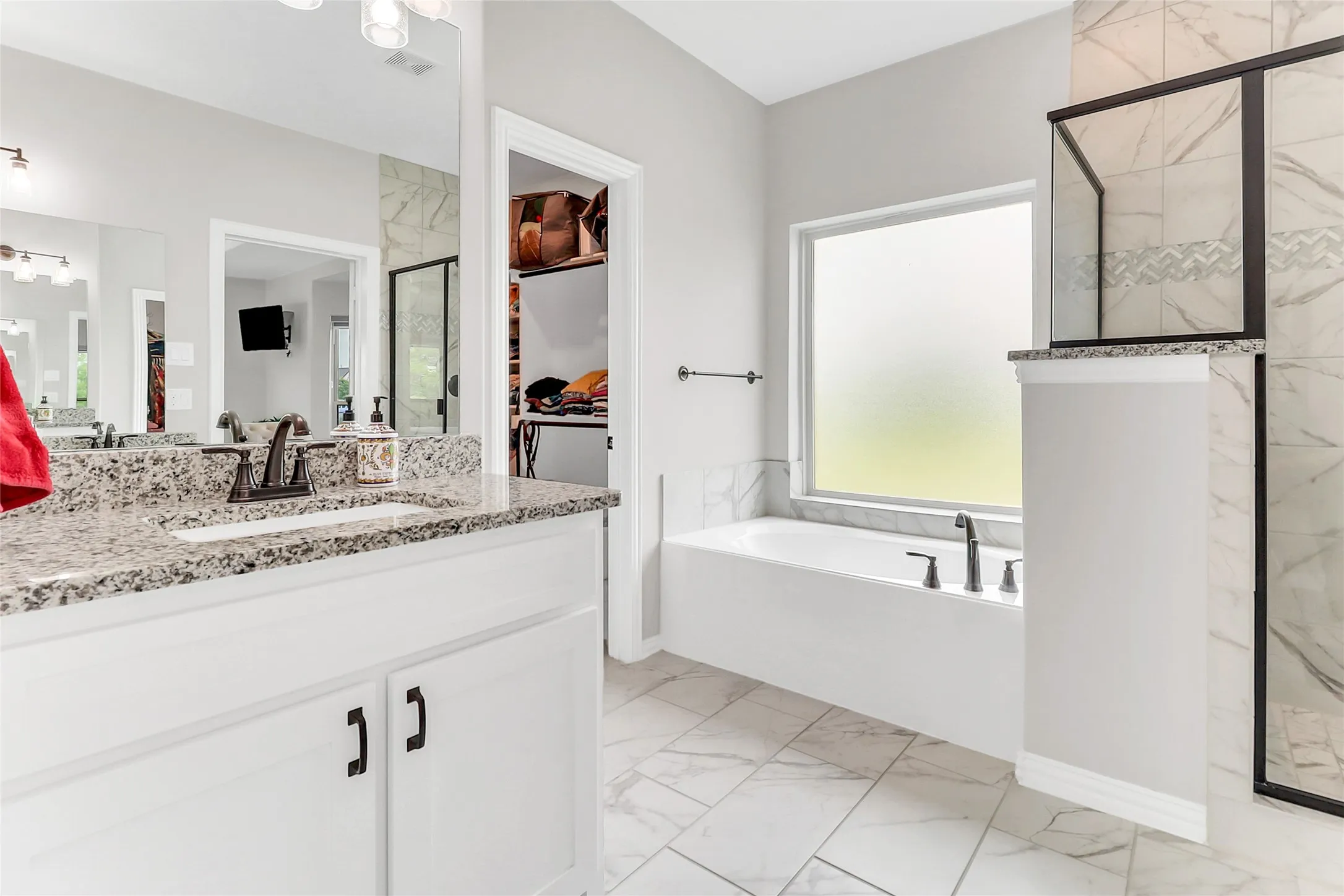 Single Family Residence For Sale in Collin County , 3425 Cotton Mill Road, Celina, Texas 75009, 5 Bedroom, 4 Bathroom, 2 Garage spaces, 4,032 Sqft, built in 2022, mls#21383911, Real Estate Agent in Celina, Homes For Sale in Collin county, Homes For Sale in Celina, Realtor in Celina Texas, Real Estate Brokerage Independent Realty Texas, Luminita Cordes Realtor