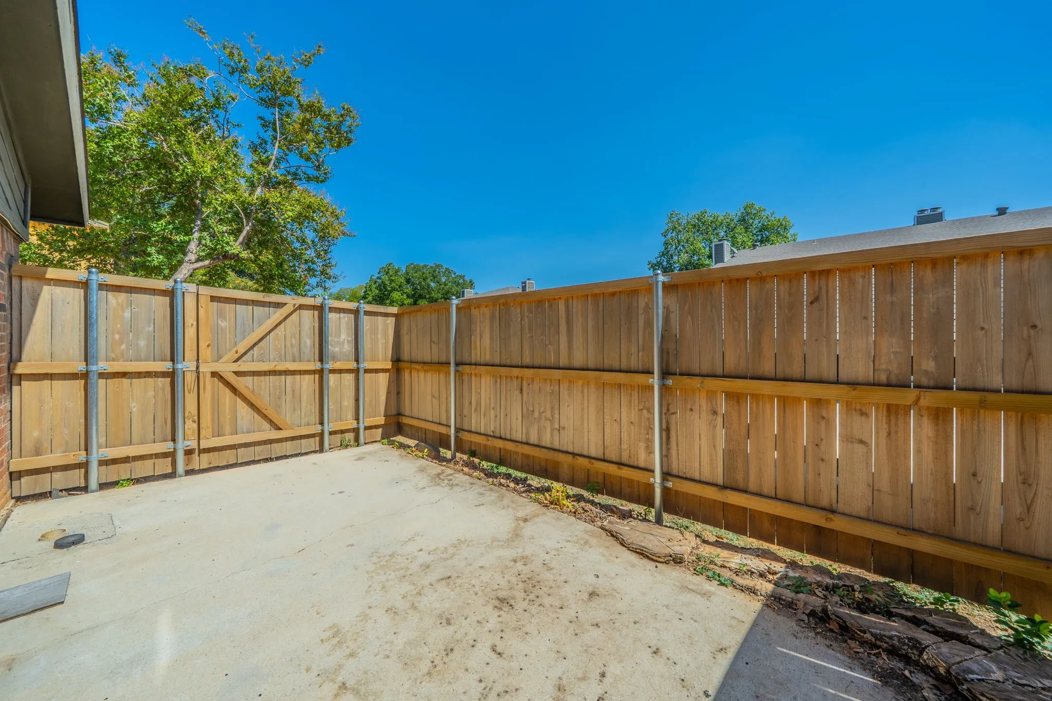 Private fenced patio