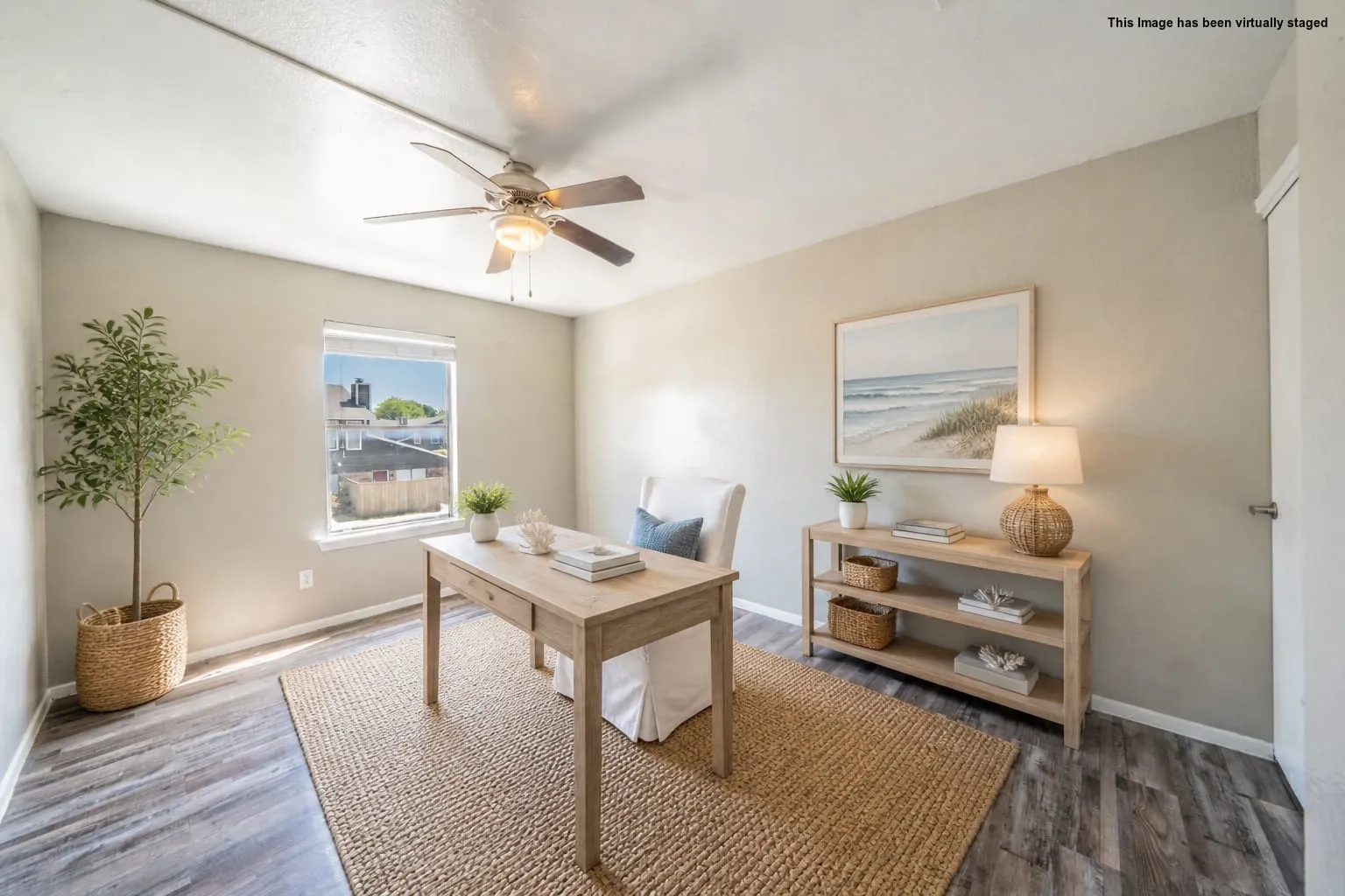 3rd Bedroom or Flex / Office Space - Picture has been virtually staged