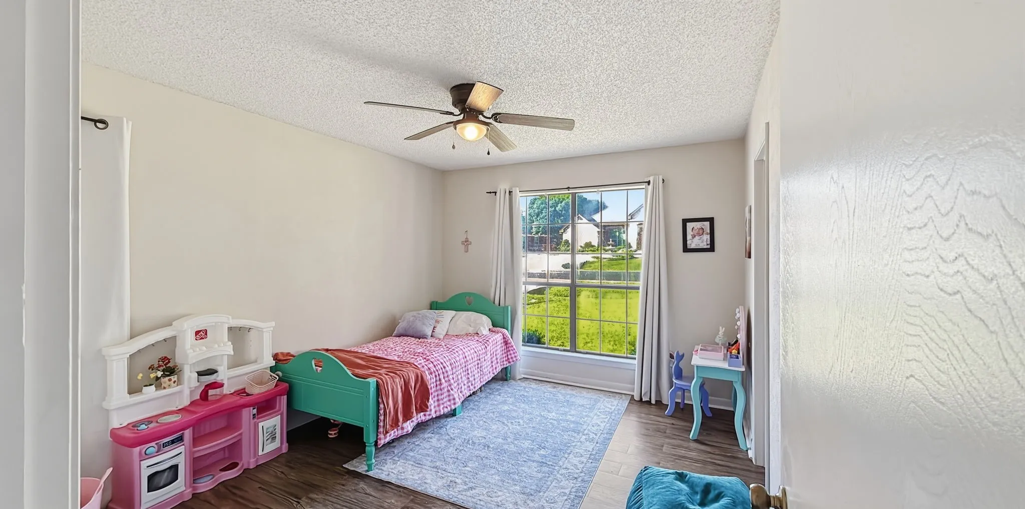 Single Family Residence For Sale in Hood County , 9012 Bontura Road, Granbury, Texas 76049, 3 Bedroom, 3 Bathroom, 2 Garage spaces, 2,383 Sqft, built in 1980, mls#21383916, Real Estate Agent in Granbury, Homes For Sale in Hood county, Homes For Sale in Granbury, Realtor in Granbury Texas, Real Estate Brokerage Independent Realty Texas, Luminita Cordes Realtor