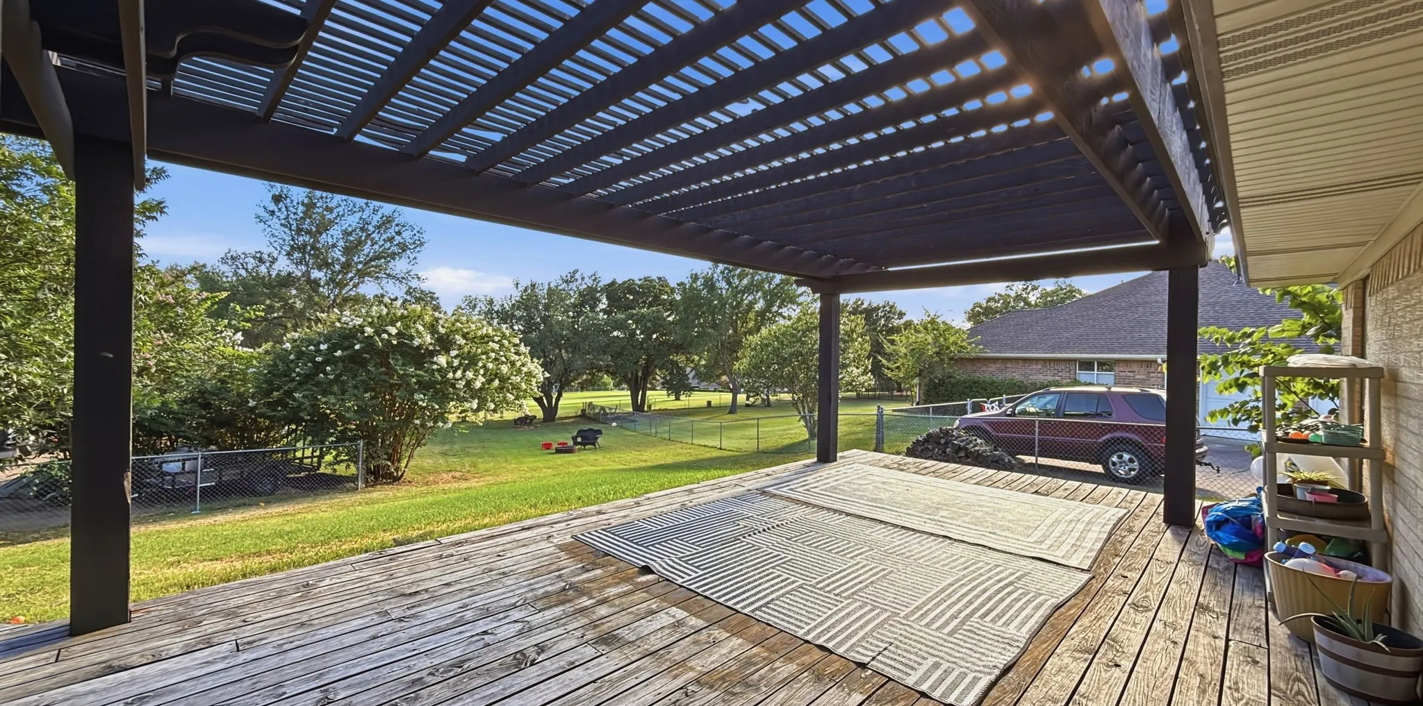 Single Family Residence For Sale in Hood County , 9012 Bontura Road, Granbury, Texas 76049, 3 Bedroom, 3 Bathroom, 2 Garage spaces, 2,383 Sqft, built in 1980, mls#21383916, Real Estate Agent in Granbury, Homes For Sale in Hood county, Homes For Sale in Granbury, Realtor in Granbury Texas, Real Estate Brokerage Independent Realty Texas, Luminita Cordes Realtor