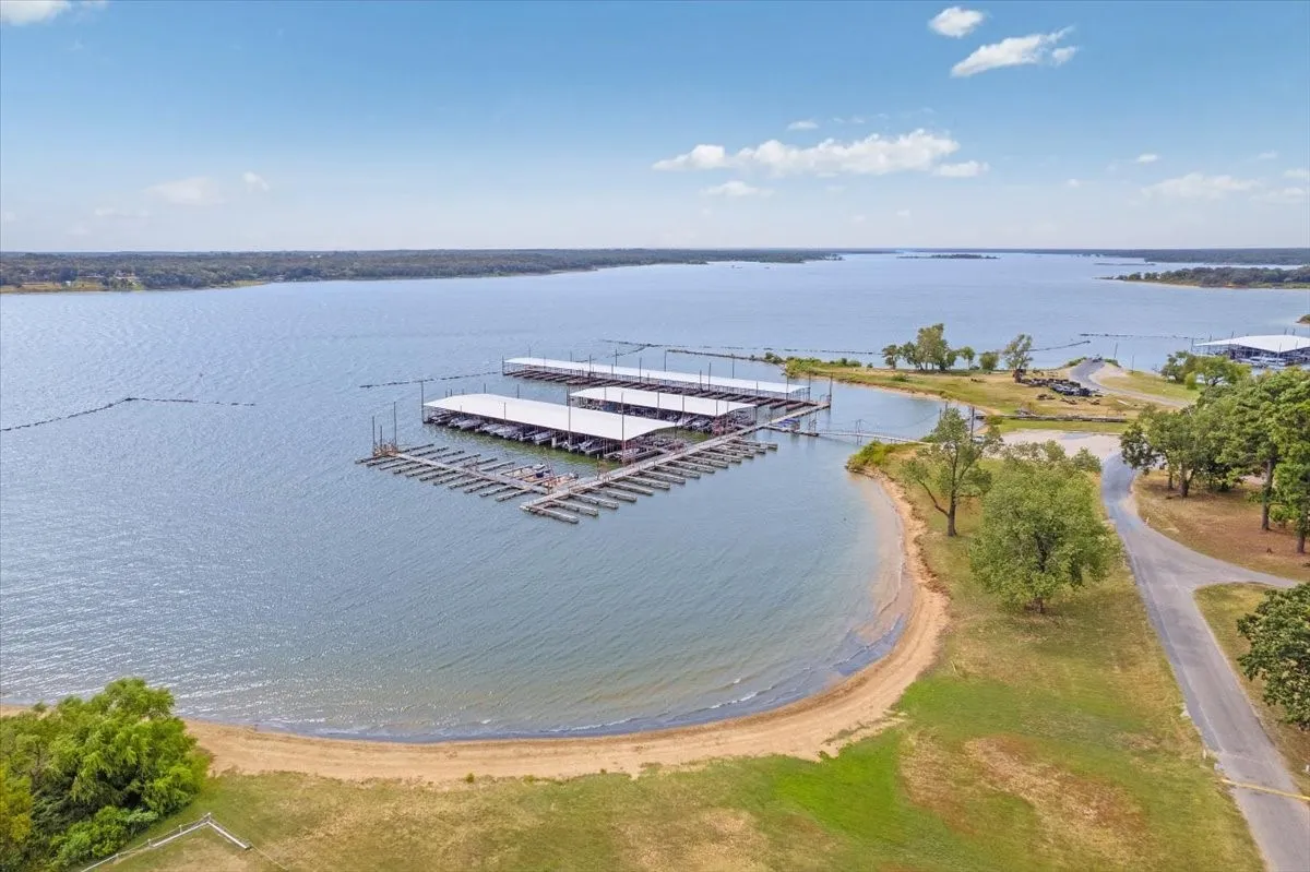 Nearby Cedar Mills Marina & Resort