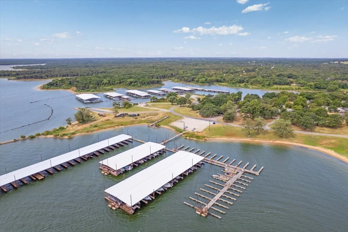 Nearby Cedar Mills Marina & Resort