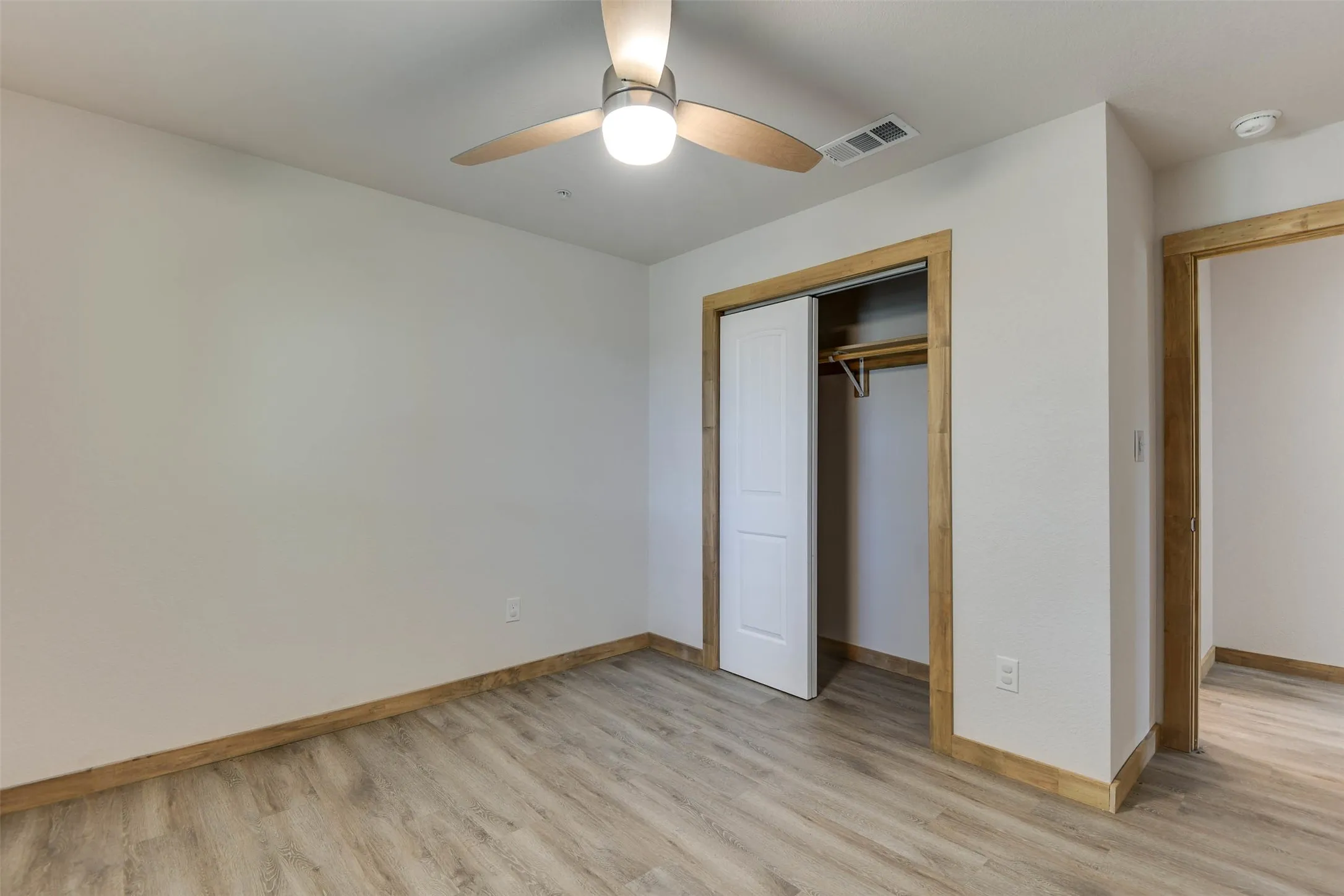 Quadruplex For Rent in Ellis County , 219 Davenport, Italy, Texas 76651, 2 Bedroom, 2 Bathroom, Garage spaces, 963 Sqft, built in 2022, mls#21373558, Real Estate Agent in Italy, Homes For Rent in Ellis county, Homes For Rent in Italy, Realtor in Italy Texas, Real Estate Brokerage Independent Realty Texas, Luminita Cordes Realtor