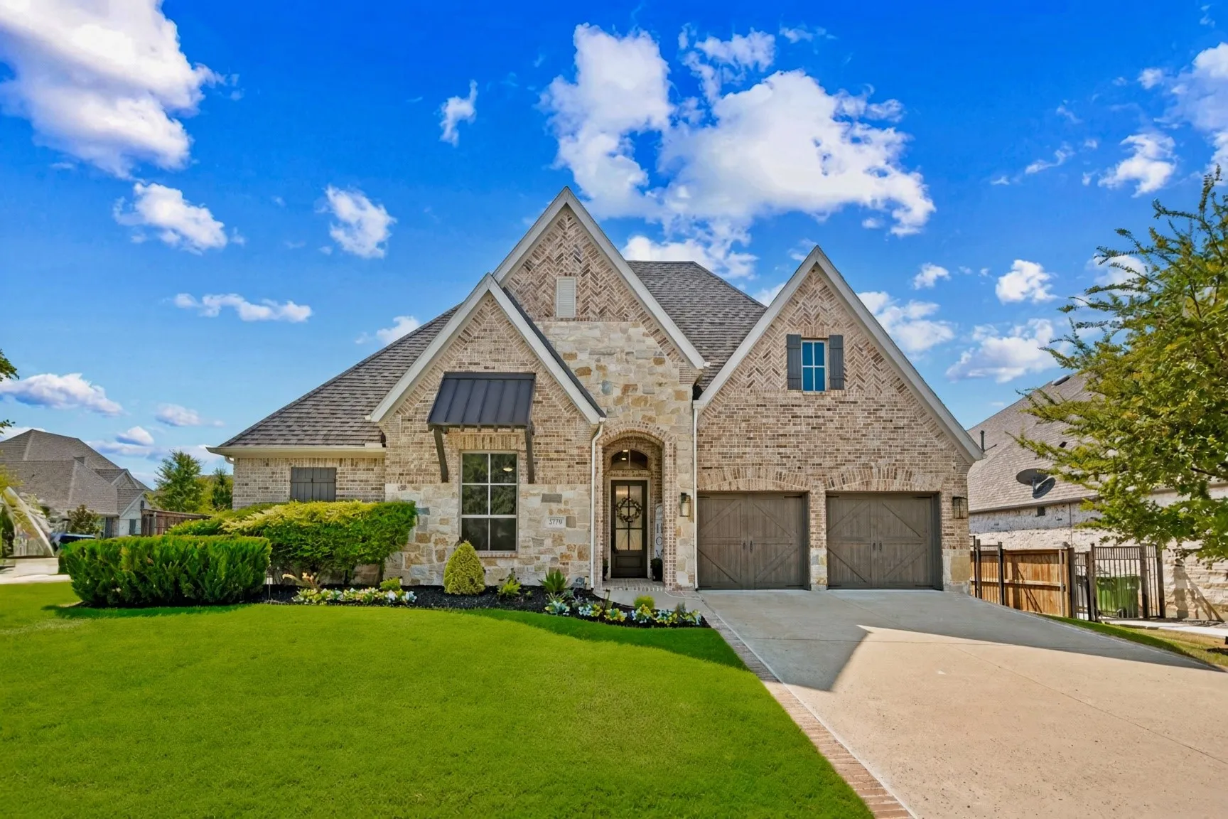 Single Family Residence For Sale in Collin County , 2770 Meadowbrook Boulevard, Prosper, Texas 75078, 4 Bedroom, 4 Bathroom, 3 Garage spaces, 2,993 Sqft, built in 2020, mls#21370515, Real Estate Agent in Prosper, Homes For Sale in Collin county, Homes For Sale in Prosper, Realtor in Prosper Texas, Real Estate Brokerage Independent Realty Texas, Luminita Cordes Realtor