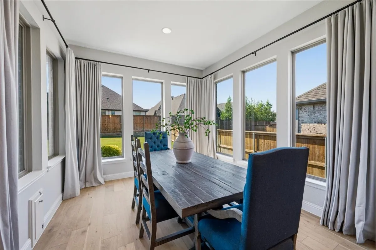 Single Family Residence For Sale in Collin County , 2770 Meadowbrook Boulevard, Prosper, Texas 75078, 4 Bedroom, 4 Bathroom, 3 Garage spaces, 2,993 Sqft, built in 2020, mls#21370515, Real Estate Agent in Prosper, Homes For Sale in Collin county, Homes For Sale in Prosper, Realtor in Prosper Texas, Real Estate Brokerage Independent Realty Texas, Luminita Cordes Realtor