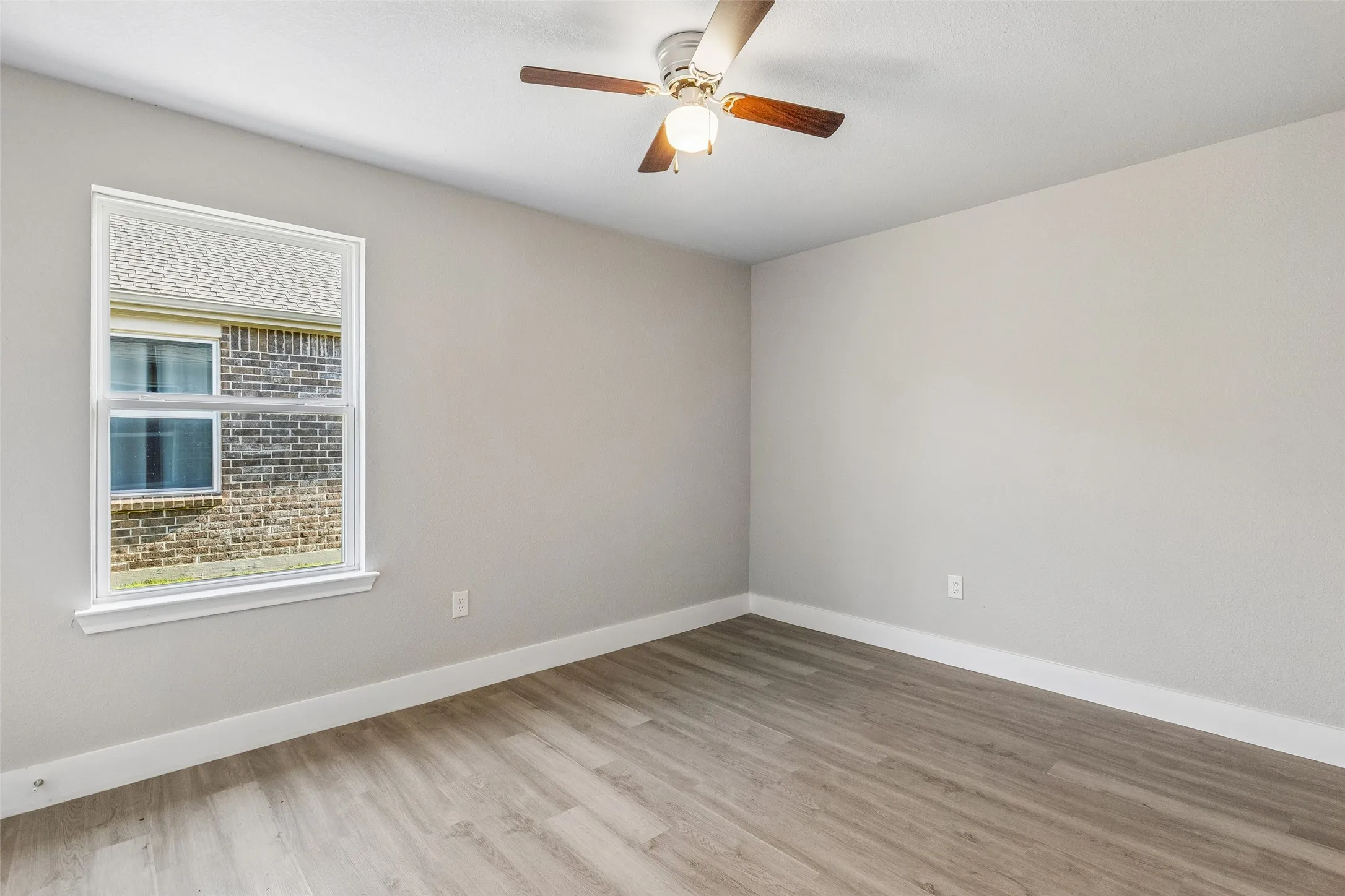 Single Family Residence For Sale in Collin County , 9109 Tranquil Trail, Mc Kinney, Texas 75071, 2 Bedroom, 2 Bathroom, 2 Garage spaces, 1,594 Sqft, built in 2019, mls#21383172, Real Estate Agent in Mc Kinney, Homes For Sale in Collin county, Homes For Sale in Mc Kinney, Realtor in Mc Kinney Texas, Real Estate Brokerage Independent Realty Texas, Luminita Cordes Realtor