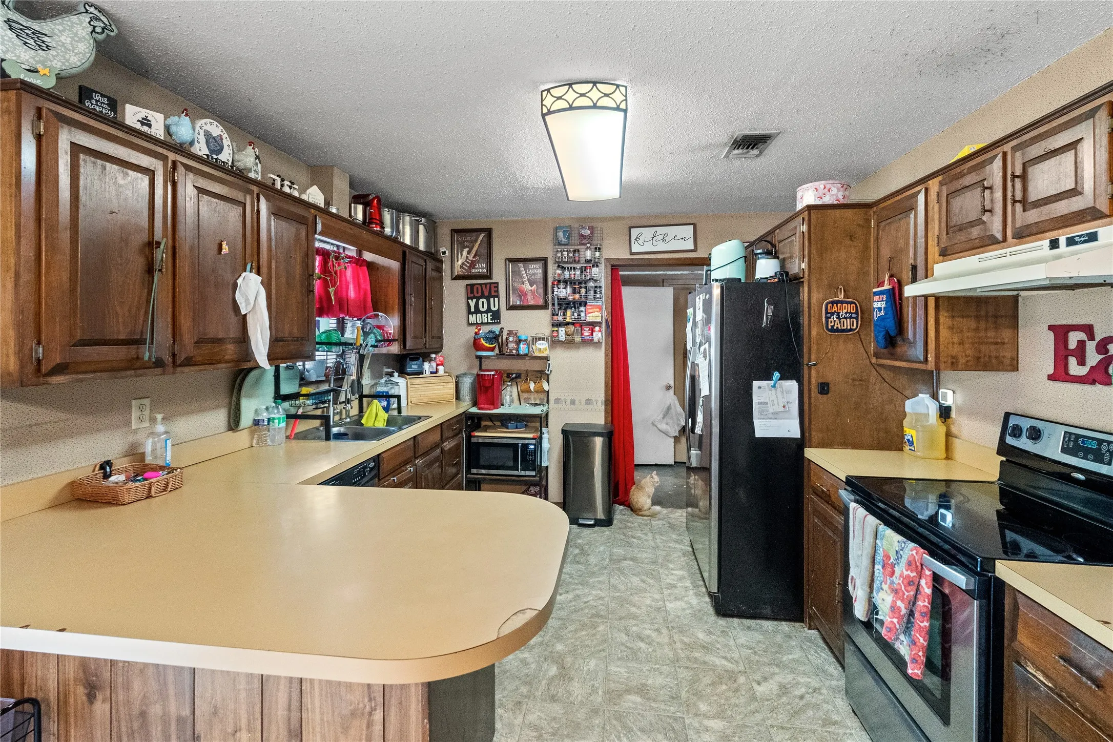 Single Family Residence For Sale in Hopkins County , 630 Cranford Street, Sulphur Springs, Texas 75482, 3 Bedroom, 2 Bathroom, Garage spaces, 1,404 Sqft, built in 1985, mls#21383928, Real Estate Agent in Sulphur Springs, Homes For Sale in Hopkins county, Homes For Sale in Sulphur Springs, Realtor in Sulphur Springs Texas, Real Estate Brokerage Independent Realty Texas, Luminita Cordes Realtor