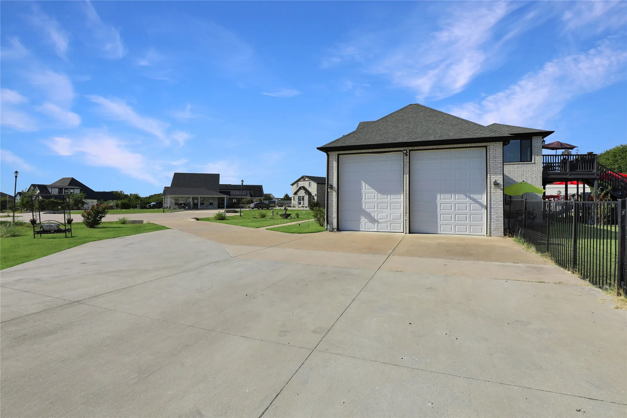 Single Family Residence For Sale in Collin County , 1717 Liberty Lane, Princeton, Texas 75407, 3 Bedroom, 4 Bathroom, 4 Garage spaces, 2,256 Sqft, built in 2019, mls#21374583, Real Estate Agent in Princeton, Homes For Sale in Collin county, Homes For Sale in Princeton, Realtor in Princeton Texas, Real Estate Brokerage Independent Realty Texas, Luminita Cordes Realtor