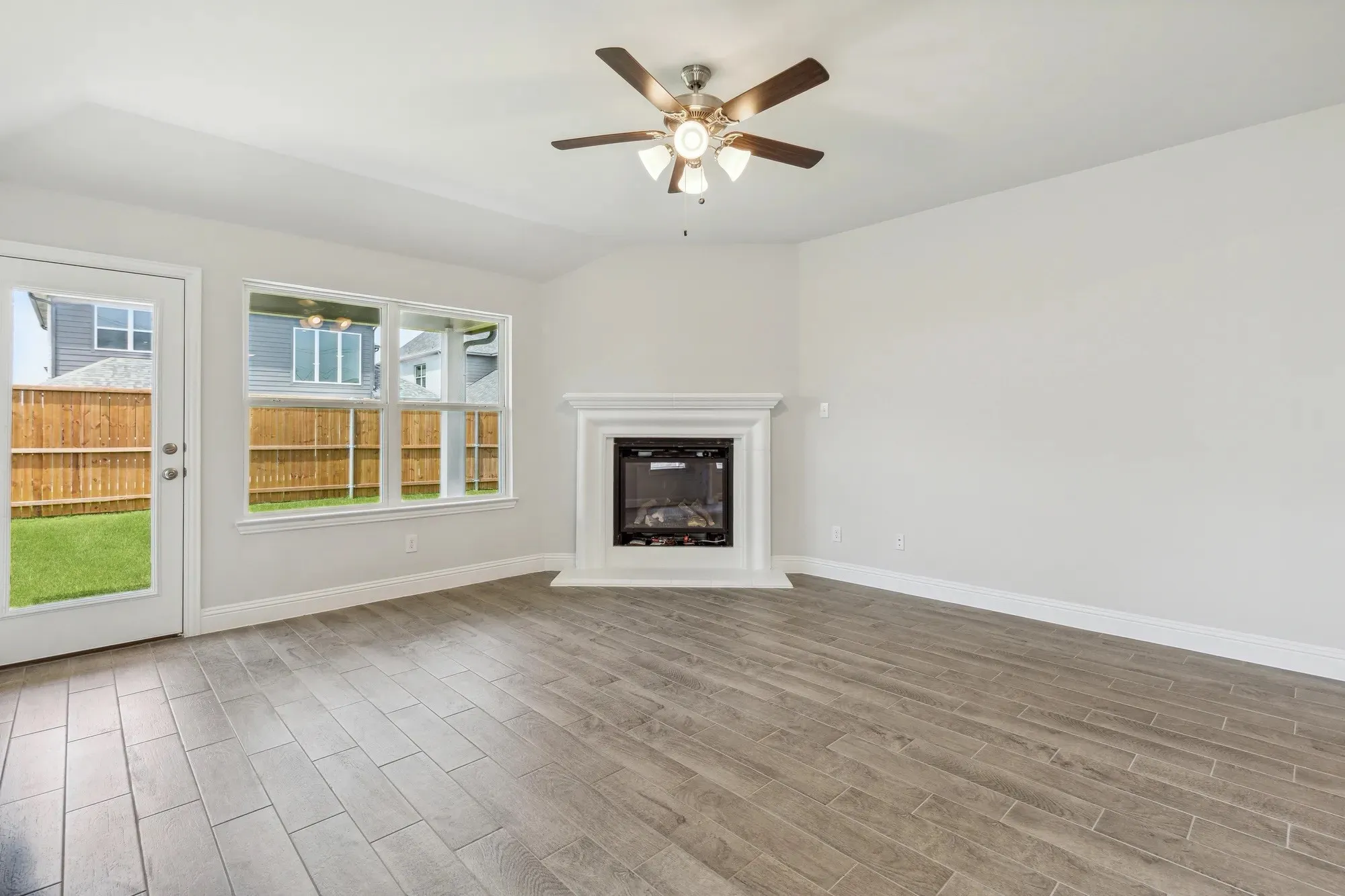Single Family Residence For Rent in Collin County , 708 Lido Lane, Anna, Texas 75409, 4 Bedroom, 2 Bathroom, 2 Garage spaces, 2,116 Sqft, built in 2024, mls#21383937, Real Estate Agent in Anna, Homes For Rent in Collin county, Homes For Rent in Anna, Realtor in Anna Texas, Real Estate Brokerage Independent Realty Texas, Luminita Cordes Realtor