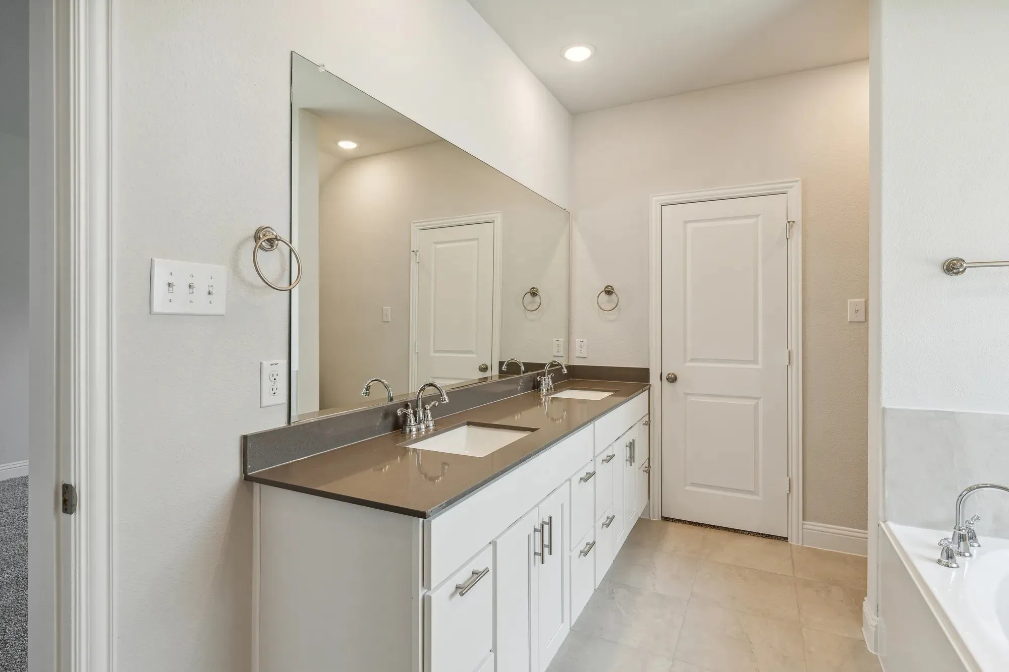 Single Family Residence For Rent in Collin County , 708 Lido Lane, Anna, Texas 75409, 4 Bedroom, 2 Bathroom, 2 Garage spaces, 2,116 Sqft, built in 2024, mls#21383937, Real Estate Agent in Anna, Homes For Rent in Collin county, Homes For Rent in Anna, Realtor in Anna Texas, Real Estate Brokerage Independent Realty Texas, Luminita Cordes Realtor