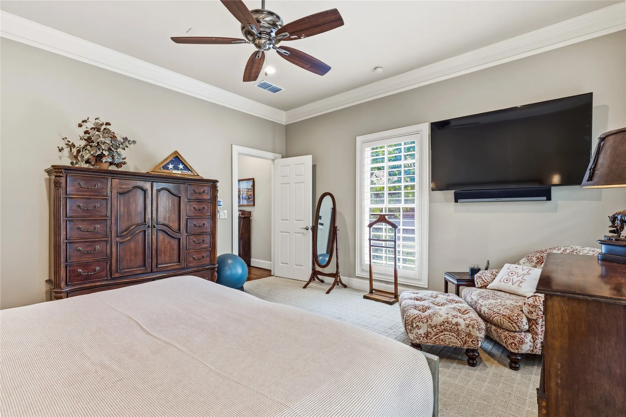 Townhouse For Sale in Dallas County , 2838 State Street, Dallas, Texas 75204, 3 Bedroom, 4 Bathroom, 2 Garage spaces, 3,338 Sqft, built in 1999, mls#21381416, Real Estate Agent in Dallas, Homes For Sale in Dallas county, Homes For Sale in Dallas, Realtor in Dallas Texas, Real Estate Brokerage Independent Realty Texas, Luminita Cordes Realtor