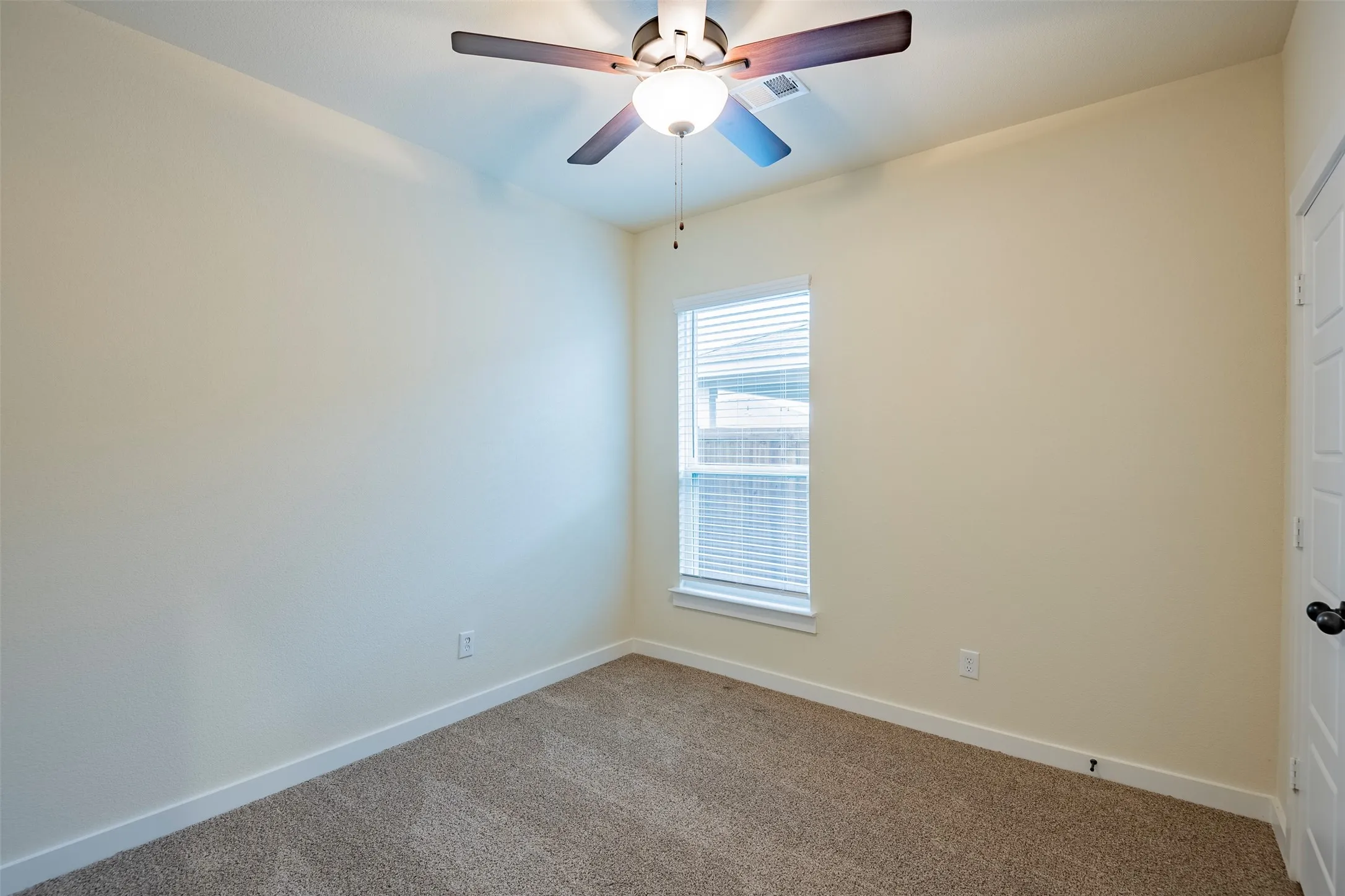 Duplex For Rent in Ellis County , 721 Blackland Drive, Venus, Texas 76084, 3 Bedroom, 2 Bathroom, 2 Garage spaces, 1,301 Sqft, built in 2023, mls#21383939, Real Estate Agent in Venus, Homes For Rent in Ellis county, Homes For Rent in Venus, Realtor in Venus Texas, Real Estate Brokerage Independent Realty Texas, Luminita Cordes Realtor