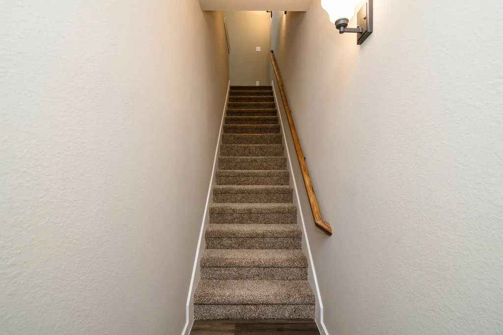 Apartment For Rent in Ellis County , 615 Harvest Moon Drive, Venus, Texas 76084, 2 Bedroom, 2 Bathroom, 1 Garage spaces, 1,274 Sqft, built in 2022, mls#21383946, Real Estate Agent in Venus, Homes For Rent in Ellis county, Homes For Rent in Venus, Realtor in Venus Texas, Real Estate Brokerage Independent Realty Texas, Luminita Cordes Realtor