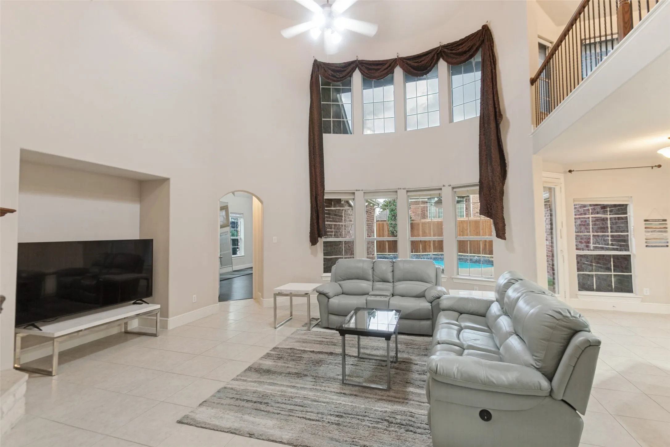Single Family Residence For Sale in Collin County , 508 Wentworth Lane, Murphy, Texas 75094, 5 Bedroom, 4 Bathroom, 2 Garage spaces, 4,861 Sqft, built in 2006, mls#21383949, Real Estate Agent in Murphy, Homes For Sale in Collin county, Homes For Sale in Murphy, Realtor in Murphy Texas, Real Estate Brokerage Independent Realty Texas, Luminita Cordes Realtor