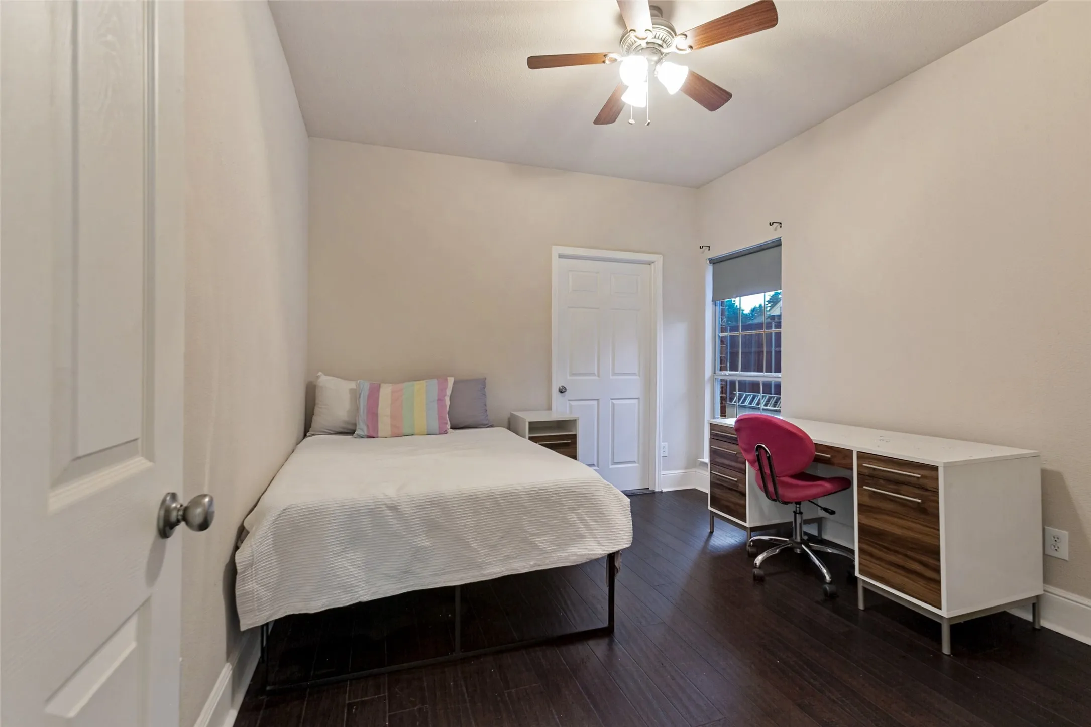 Single Family Residence For Sale in Collin County , 508 Wentworth Lane, Murphy, Texas 75094, 5 Bedroom, 4 Bathroom, 2 Garage spaces, 4,861 Sqft, built in 2006, mls#21383949, Real Estate Agent in Murphy, Homes For Sale in Collin county, Homes For Sale in Murphy, Realtor in Murphy Texas, Real Estate Brokerage Independent Realty Texas, Luminita Cordes Realtor